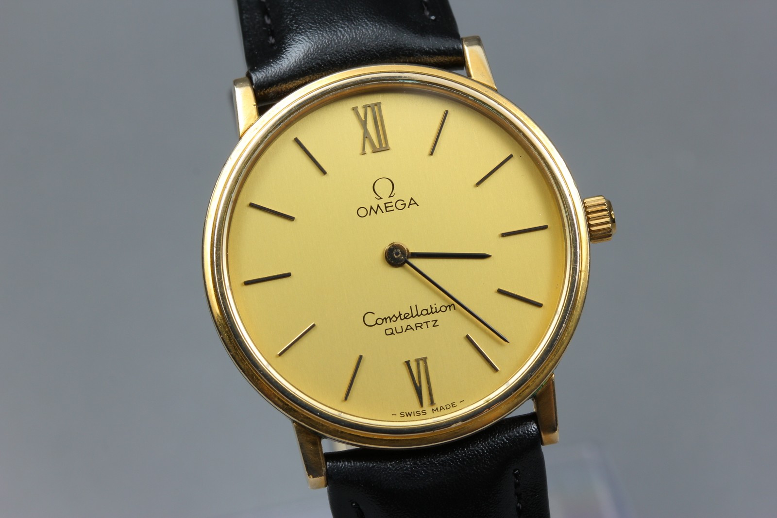 Vintage 1980 OMEGA Constellation Mens Cal.1330 Ref.191.032 Quartz From Japan