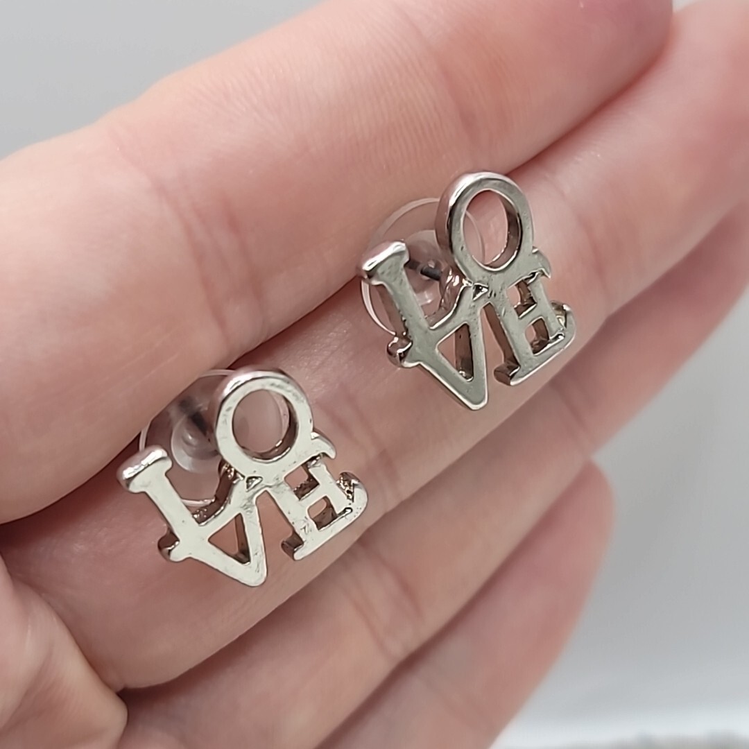 Retro Word LOVE Silver Tone Stud Earrings