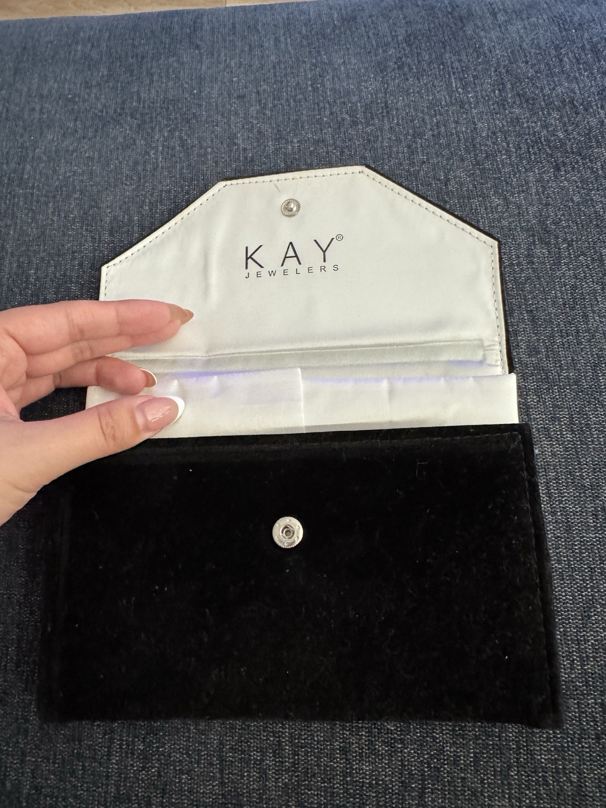 Kay Jewelers Genuine Pearl Necklace And Earring Set