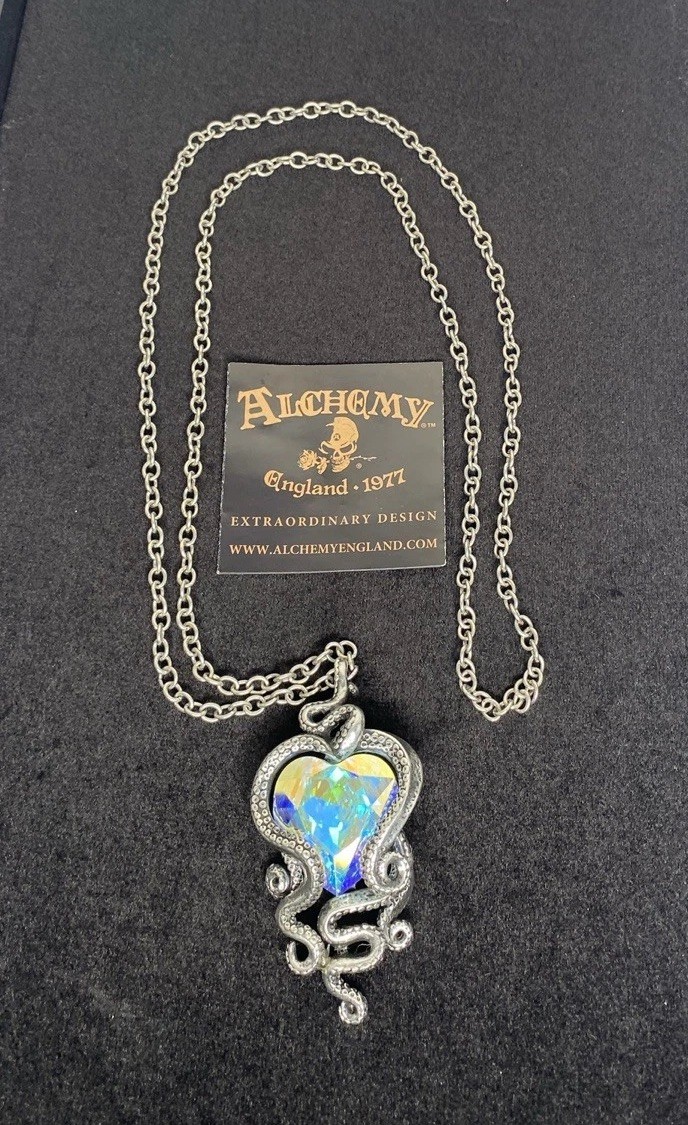 Alchemy England Pewter Gothic Cthulhu Heart Crystal Octopus Pendant