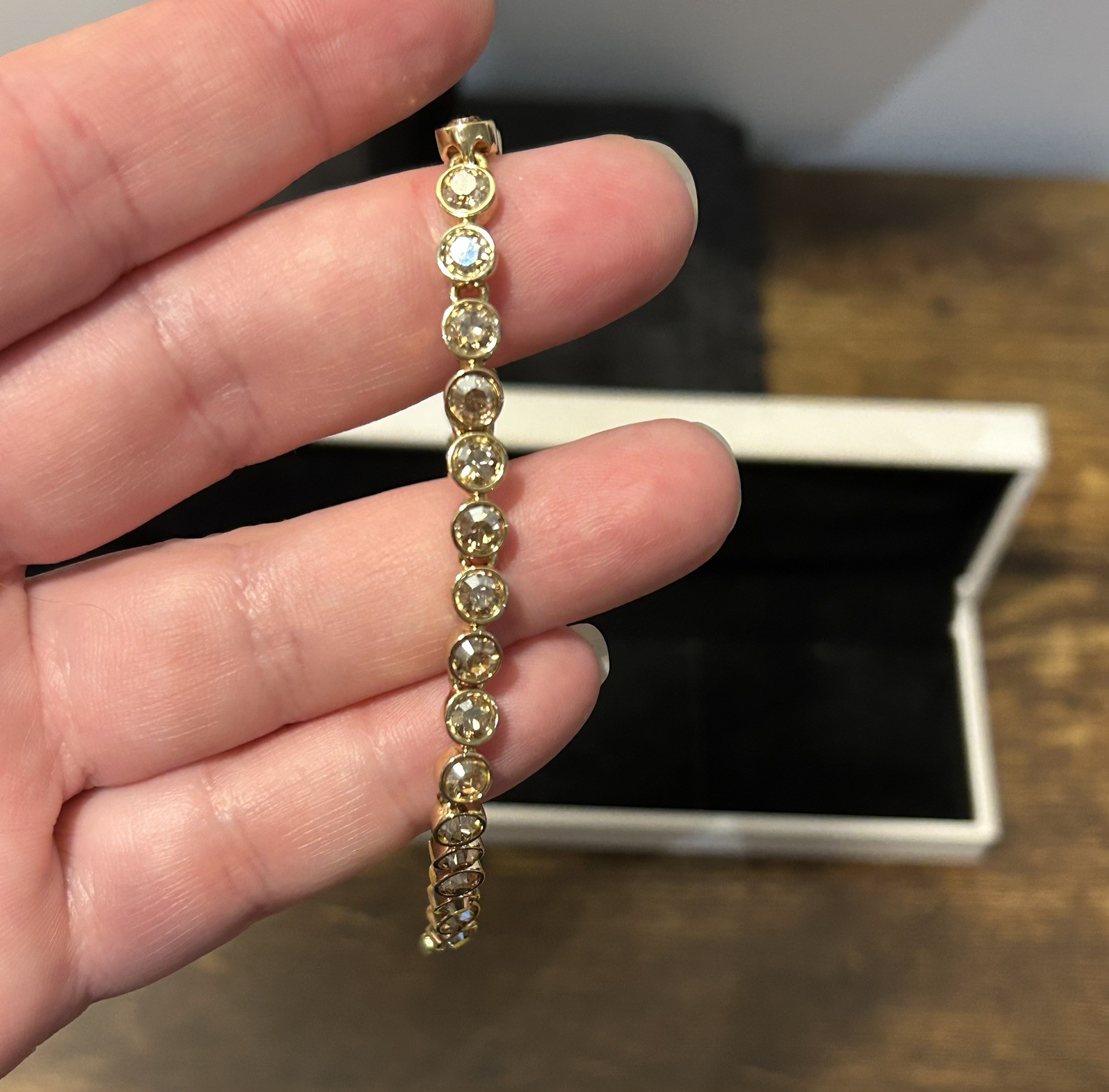 Stunning Swarovski Champagne Yellow Gold Plated Tennis Bracelet 17.5cm approx