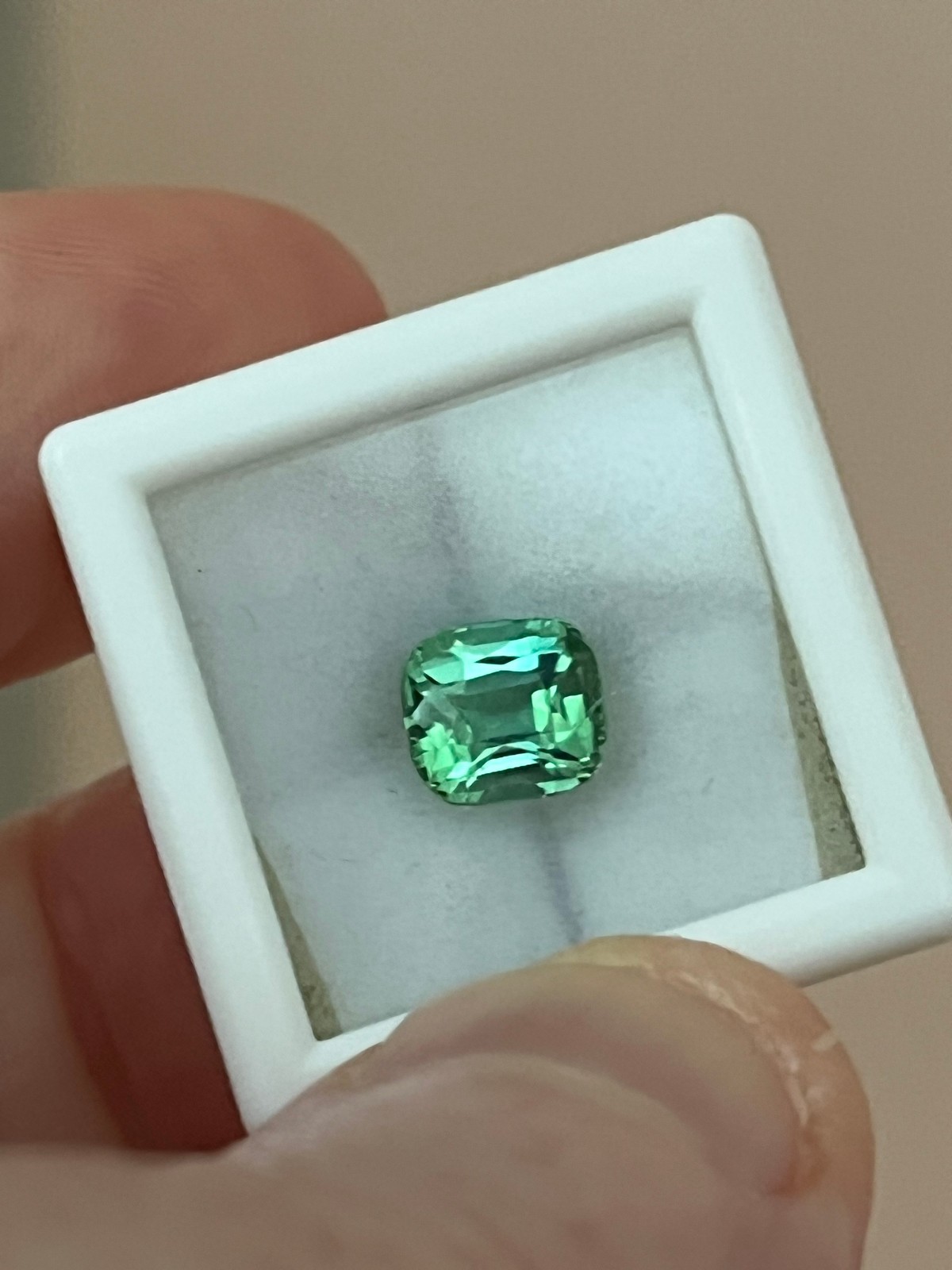 2.10ct LAGOON TOURMALINE. SHOWROOM FLOOR EXQUISITE/INVESTMENT CLASS.