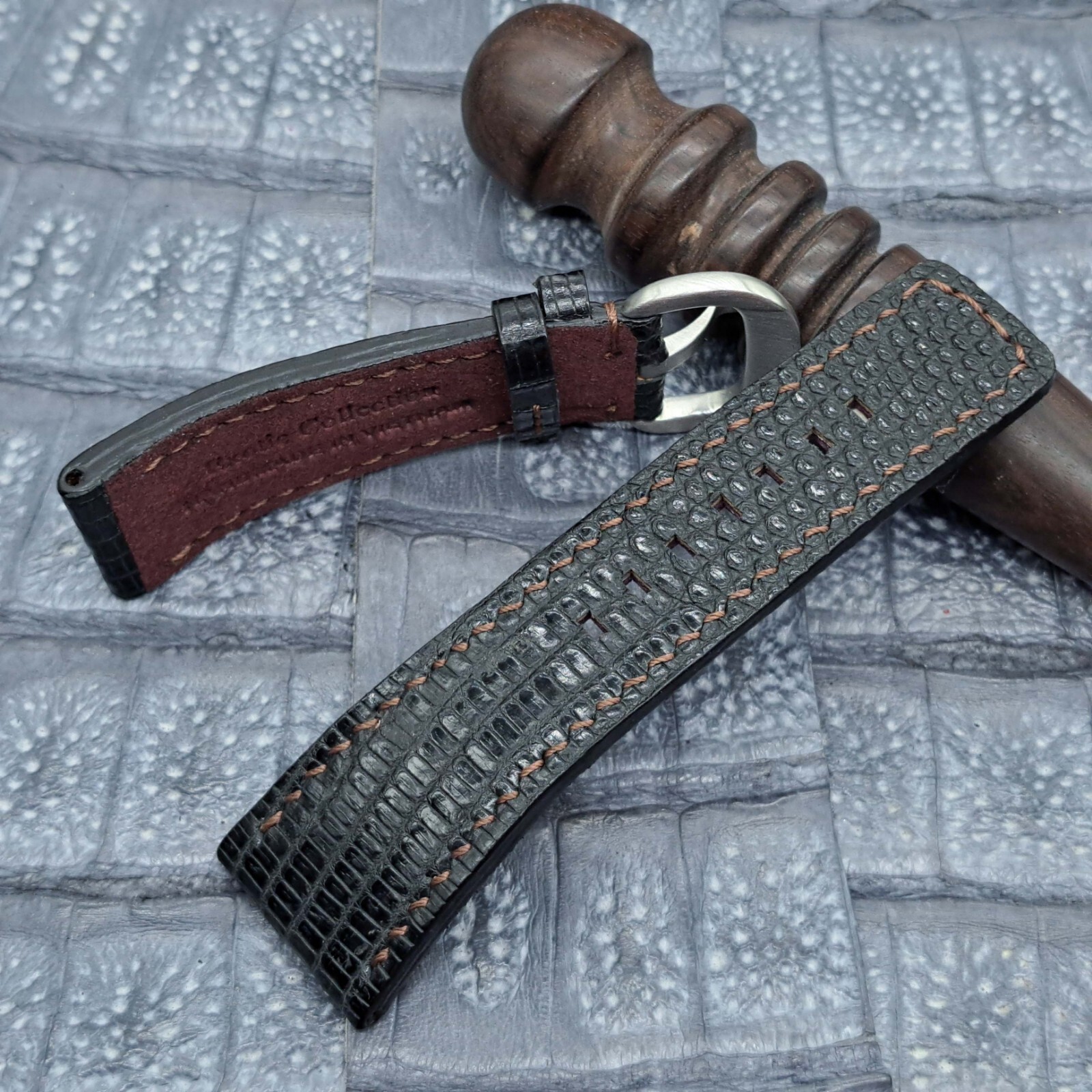 28mm/24mm Lizard Leather Watch Band Bespoke Exotic Leather Minimalist Design
