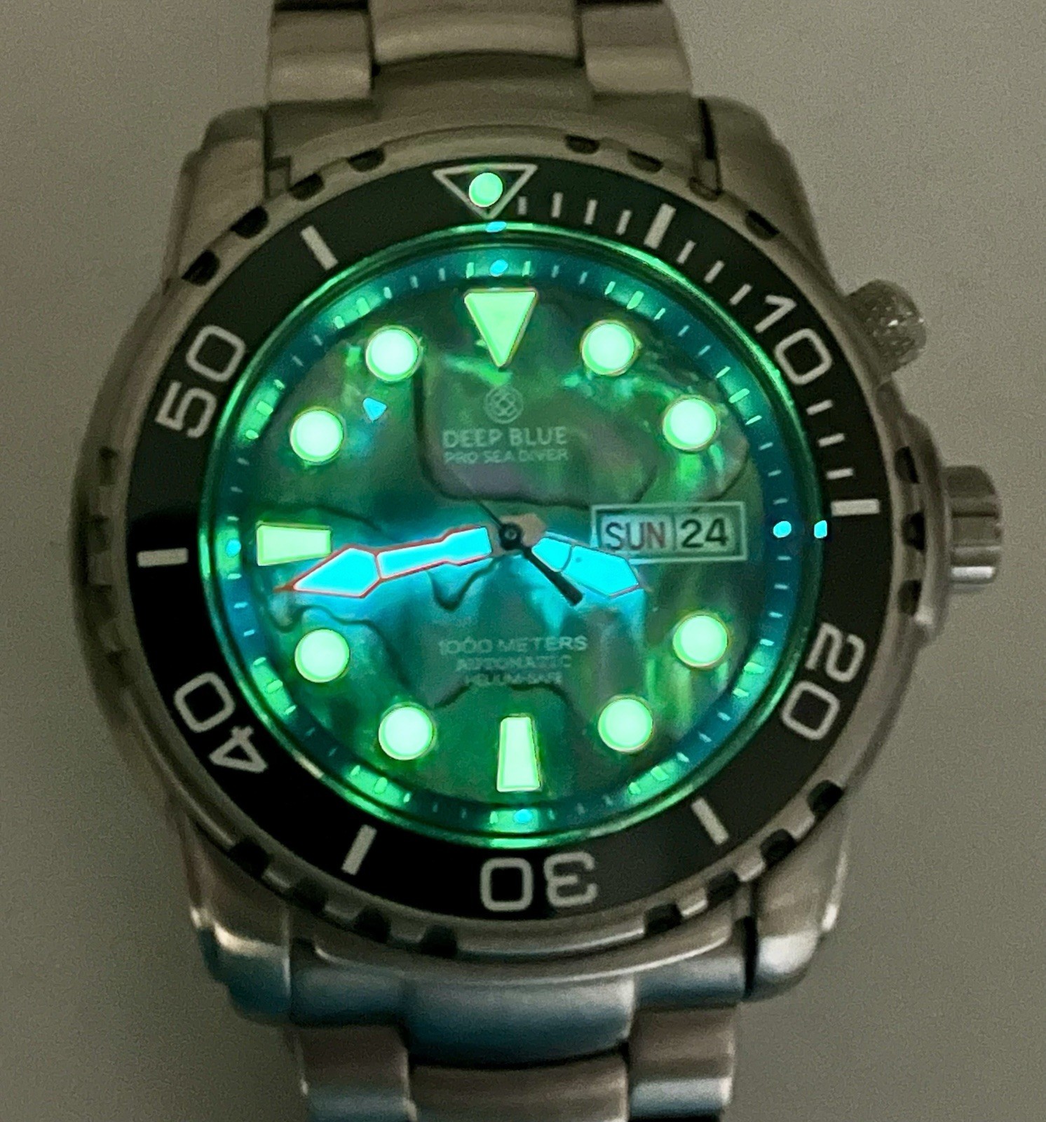 Deep Blue PRO SEA DIVER 1000M AUTO DIVE WATCH-ABALONE DIAL/Lightly Used.