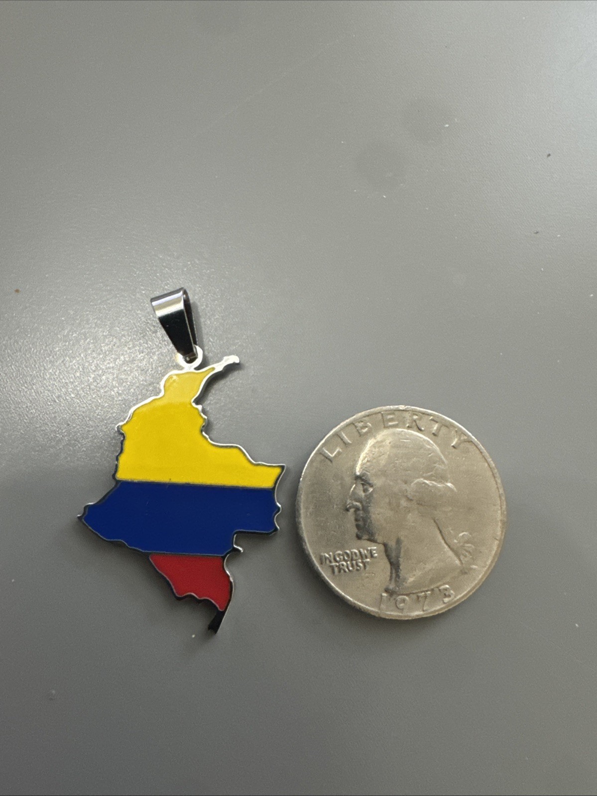 Map Flag Colombia Pendant Stainless Steel Silver Tone 18” Necklace Unisex