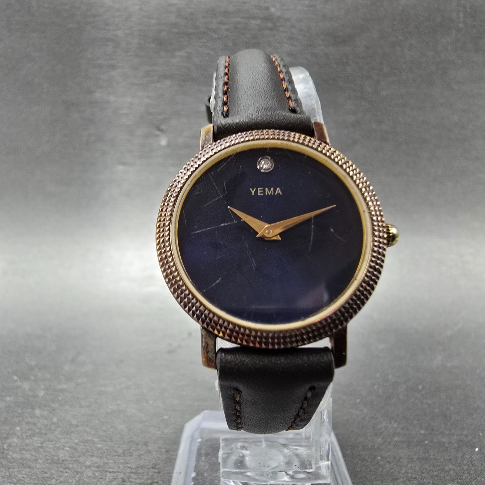 Yema Watch Women 25mm Blue Dial Gold Tone Round Leather Band New Battery