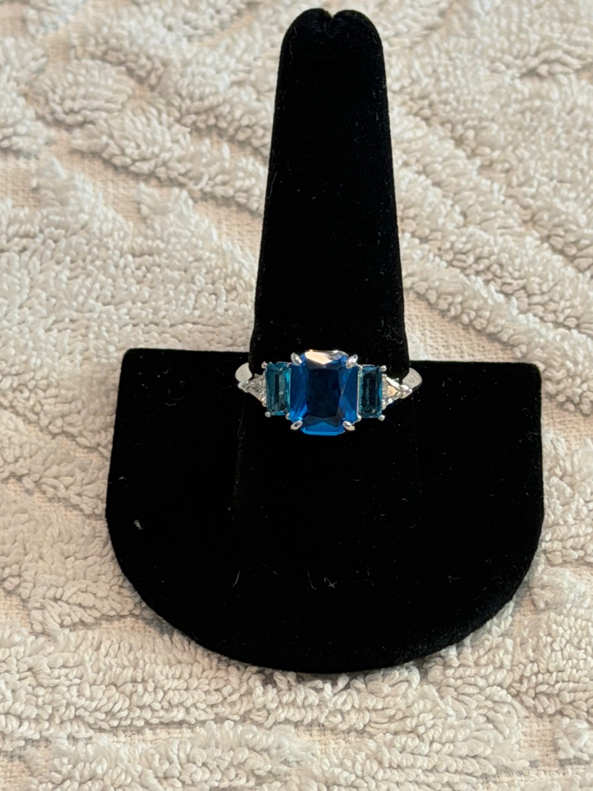 Bomb Party OG Ring- RBP2942 LC Blue Zircon Rhodium Pl