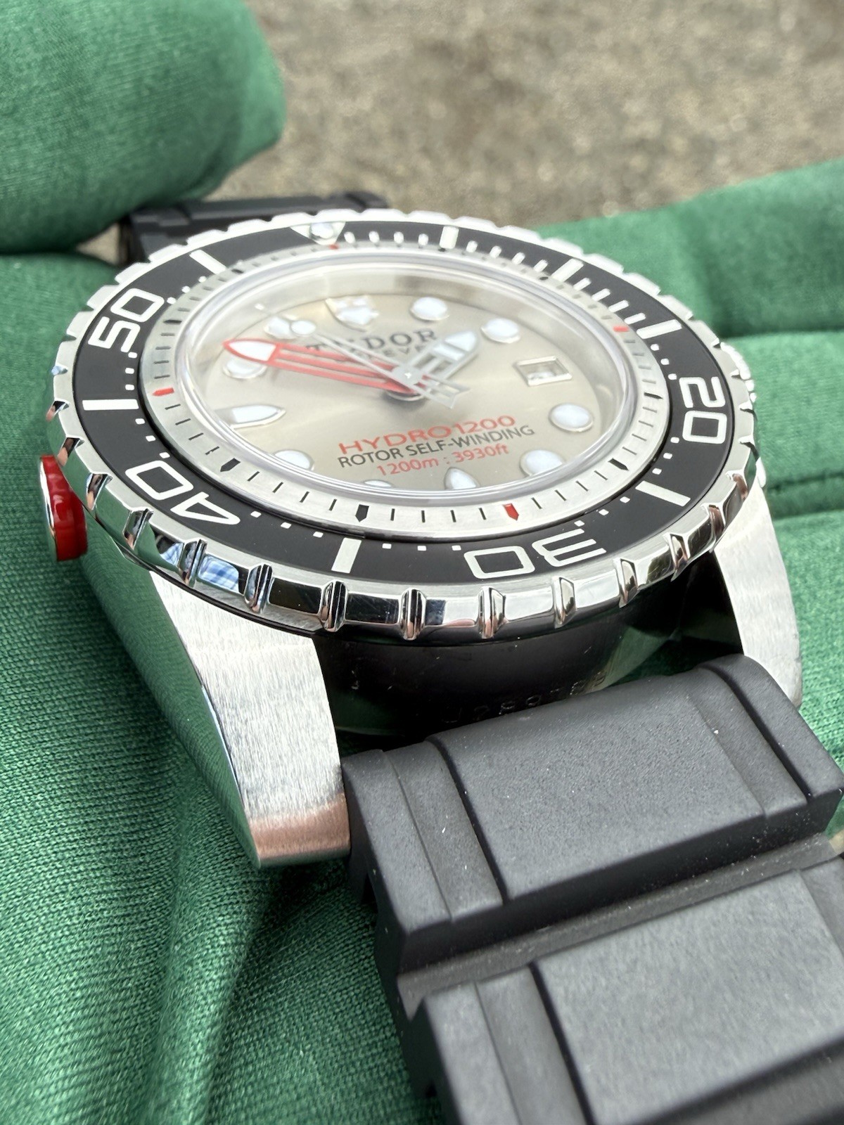Tudor Hydronaut 1200 45.5mm Stainless Steel Silver Dial Ref. 25000 Watch