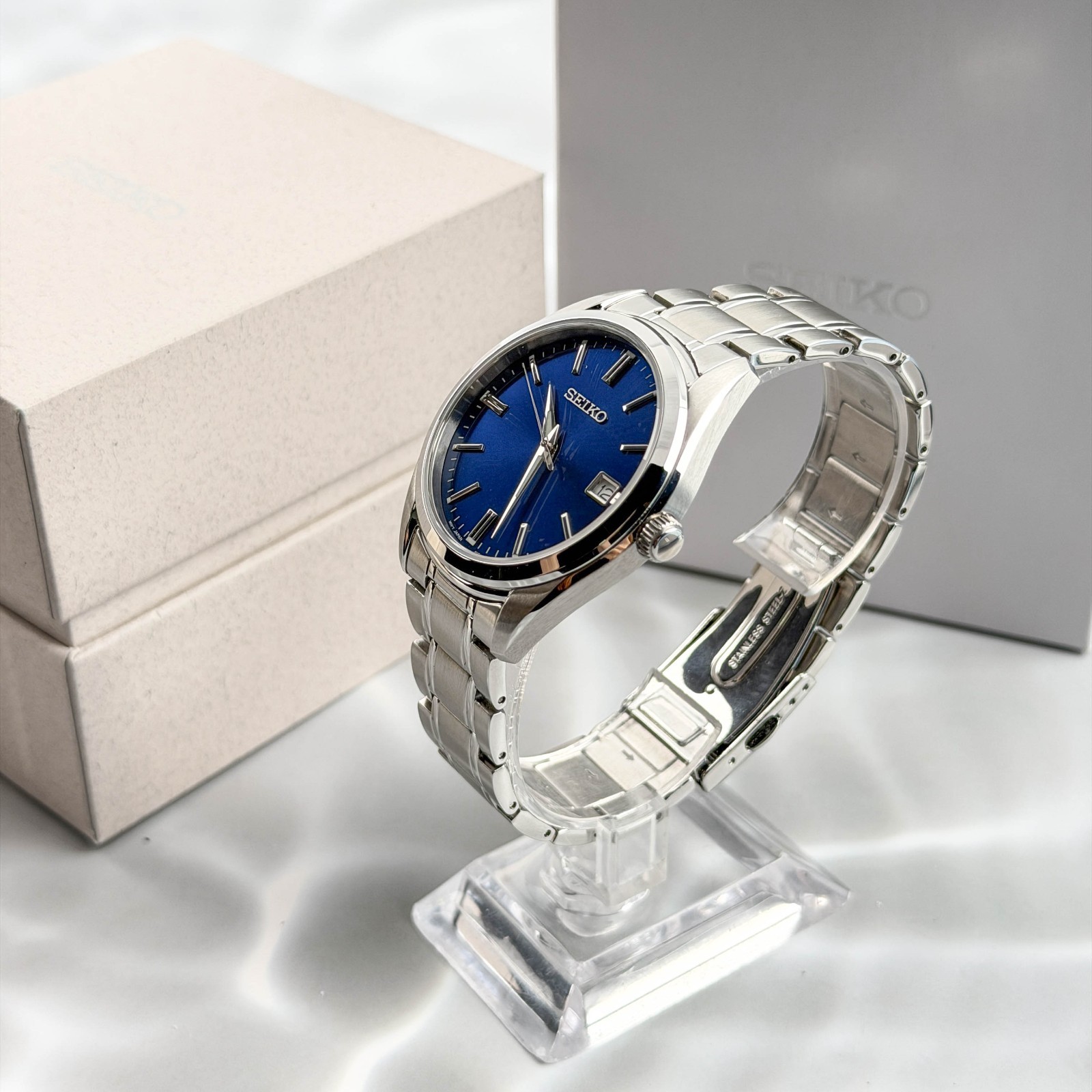Seiko Essentials SUR309 Men’s Blue Dial Stainless Steel Strap Quartz Watch 40mm