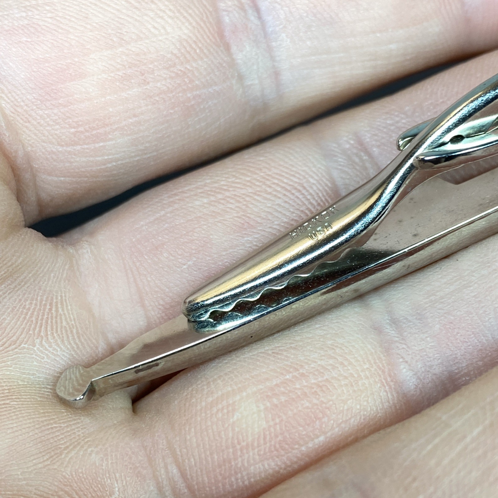 US NAVY SUBMARINE GD GENERAL DYNAMICS Silver Tone Advertising HICKOK Tie Clip