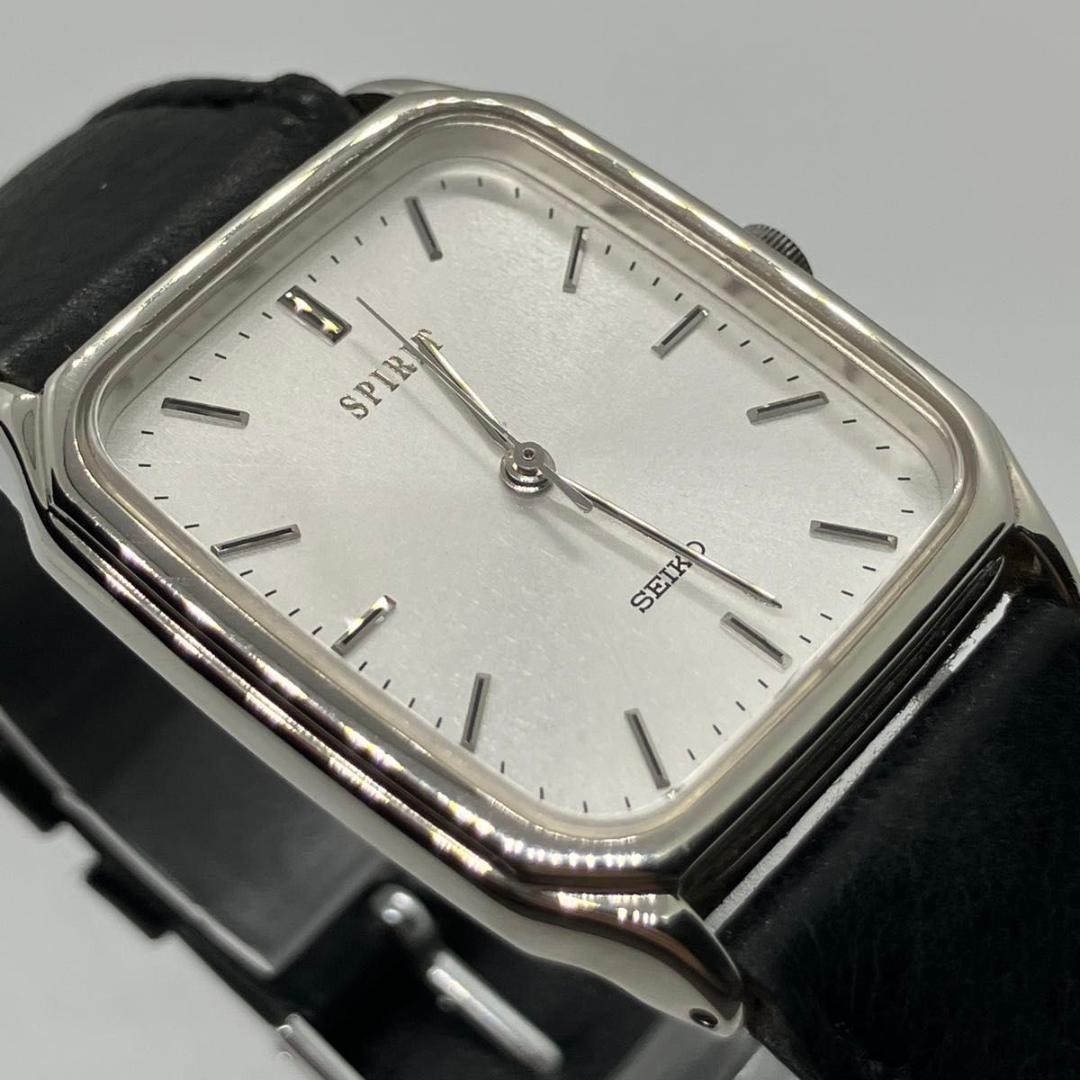 Excellent condition, fully functional SEIKO SPIRIT square men’s quartz watch.