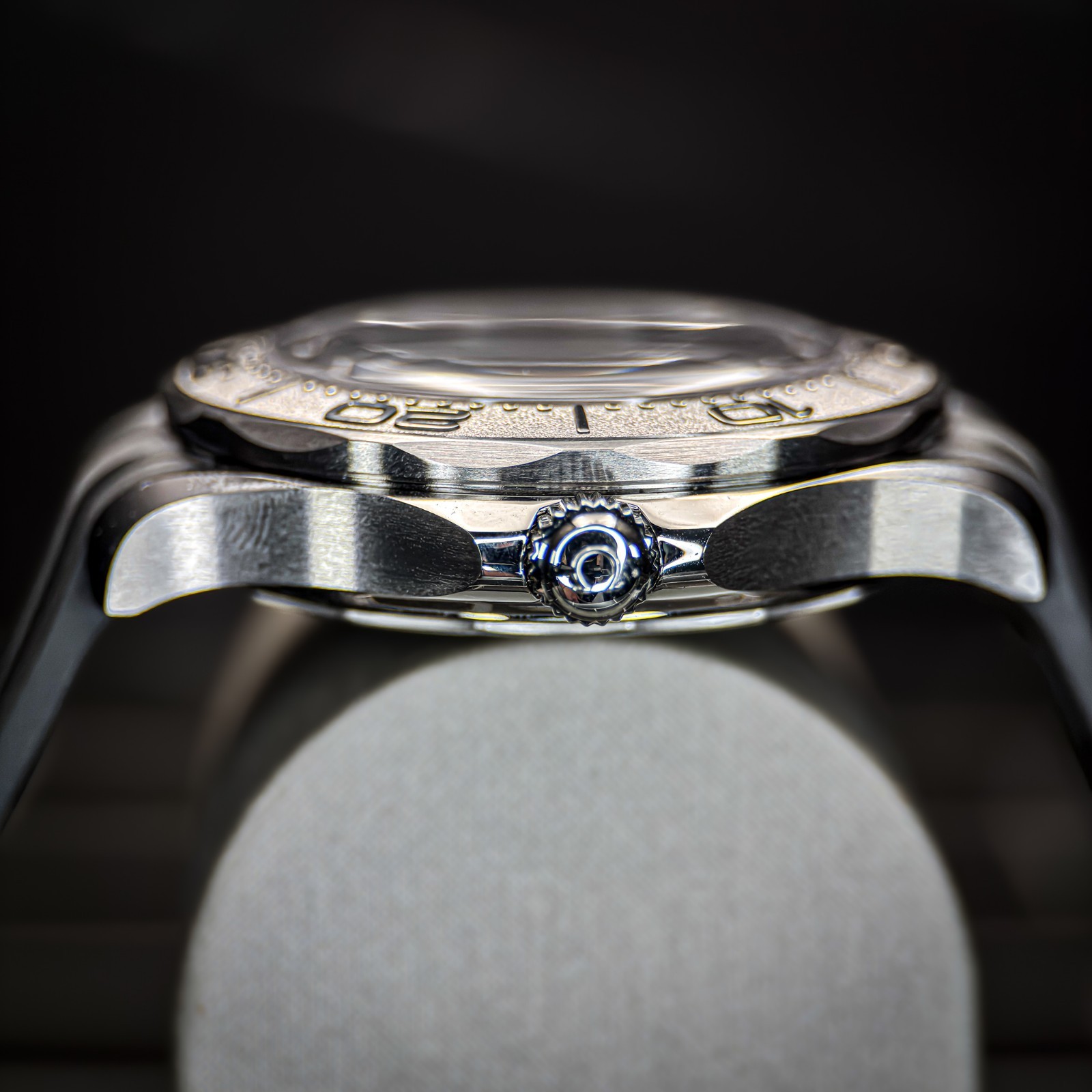 Omega Seamaster Diver 300M | Ref. 210.32.42.20.06.002 | 42mm | 2025 | Full Set