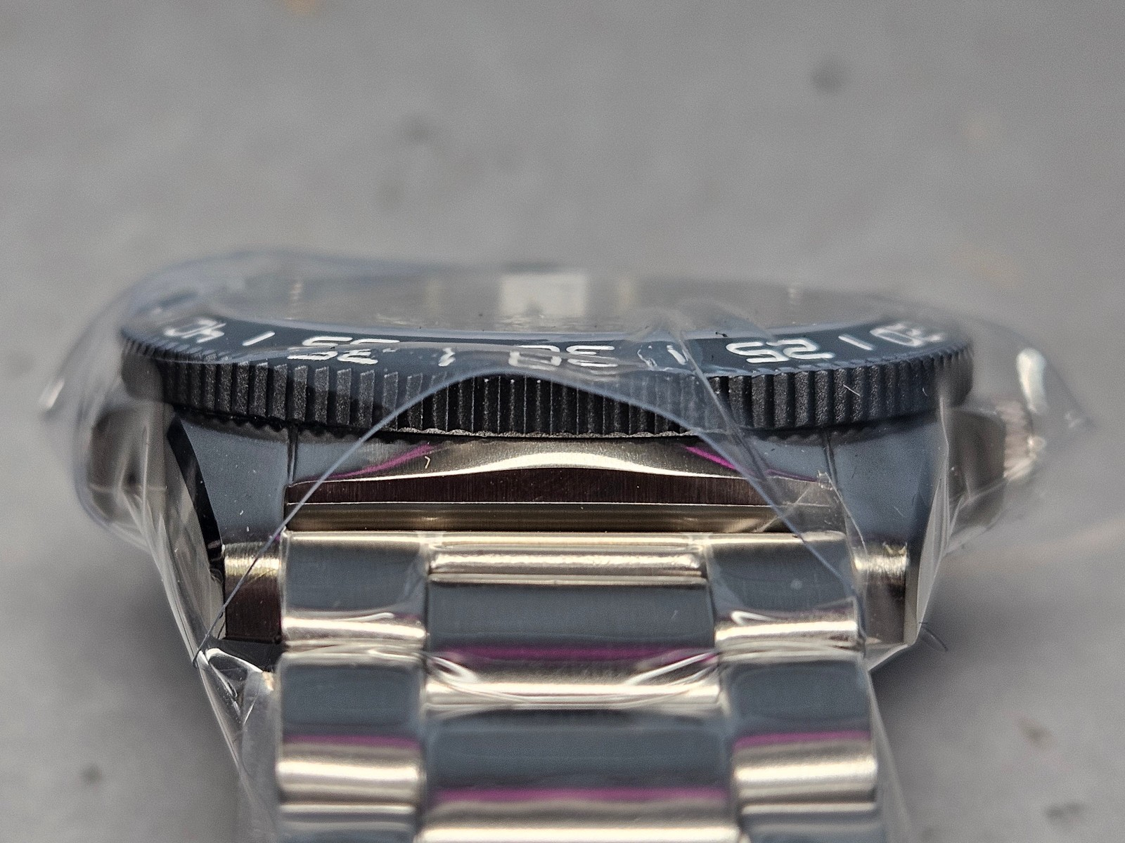 Swiss Luminox Pacific Diver men’s Stainless Black Dial Tritium Watch XS.3122.M1
