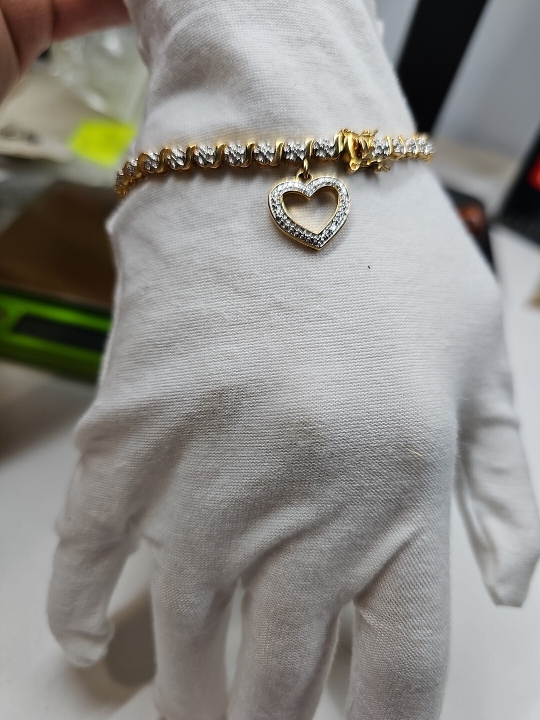 STERLING SILVER Diamond Chip Heart Gold on Silver Charm Bracelet 7.5″ 12.07g