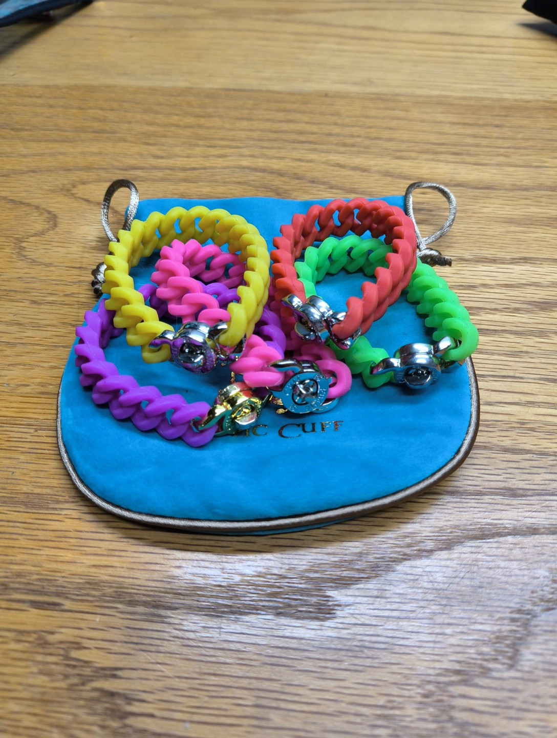 Lot Of 5 Different Colors Rustic Cuff Turn Lock Silicone Mock Chain