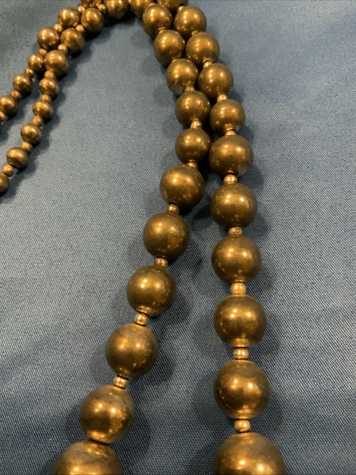 Vintage 1970s Korea 17.75mm Silvertone Balls Beaded Single Strand 24 ” Necklace