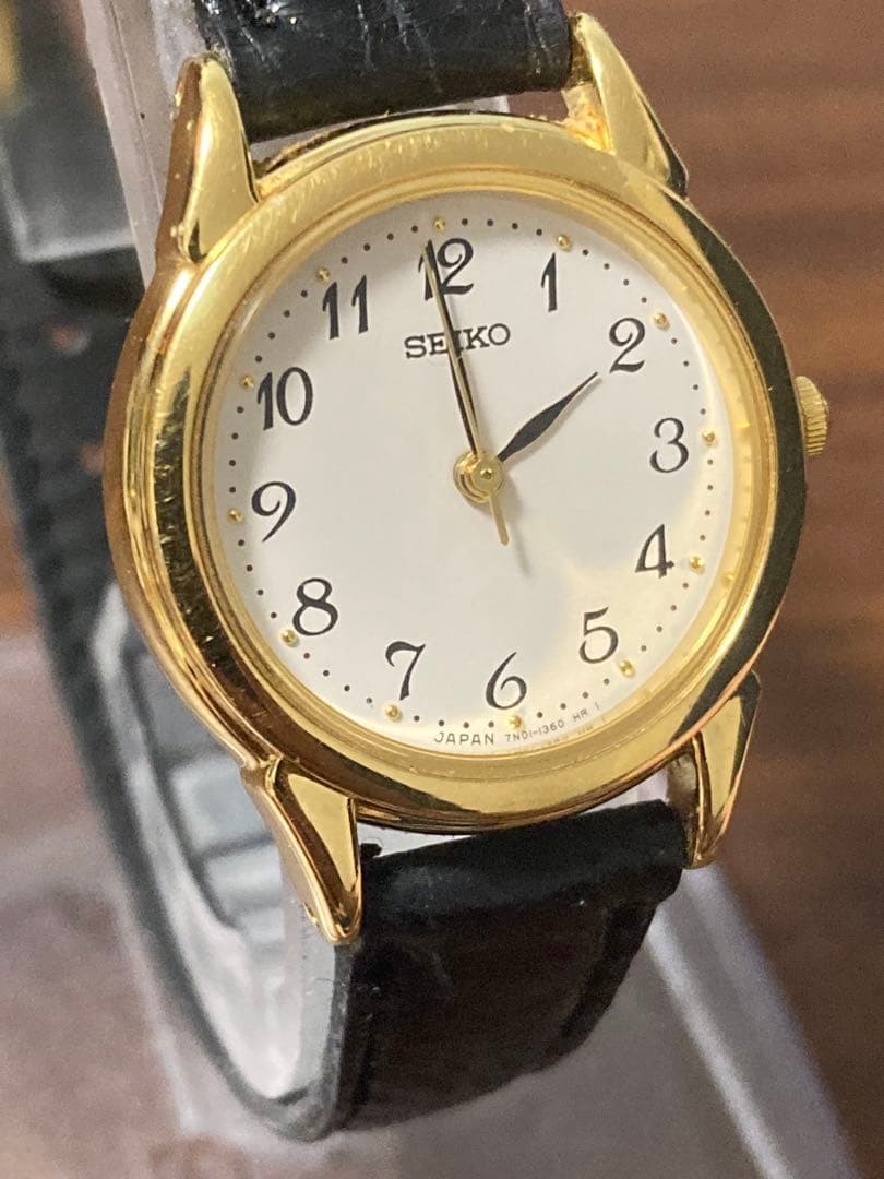 SEIKO Round Gold Color 7N01-6880 Watch From Japan
