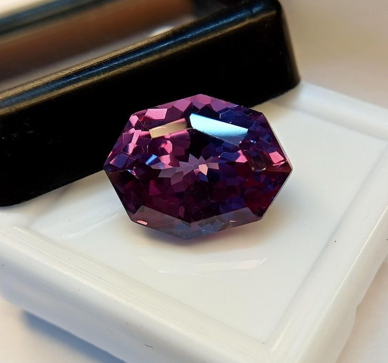11.70ct Natural Brazilian Color Changing Alexandrite Fancy cut Loose Gemstone