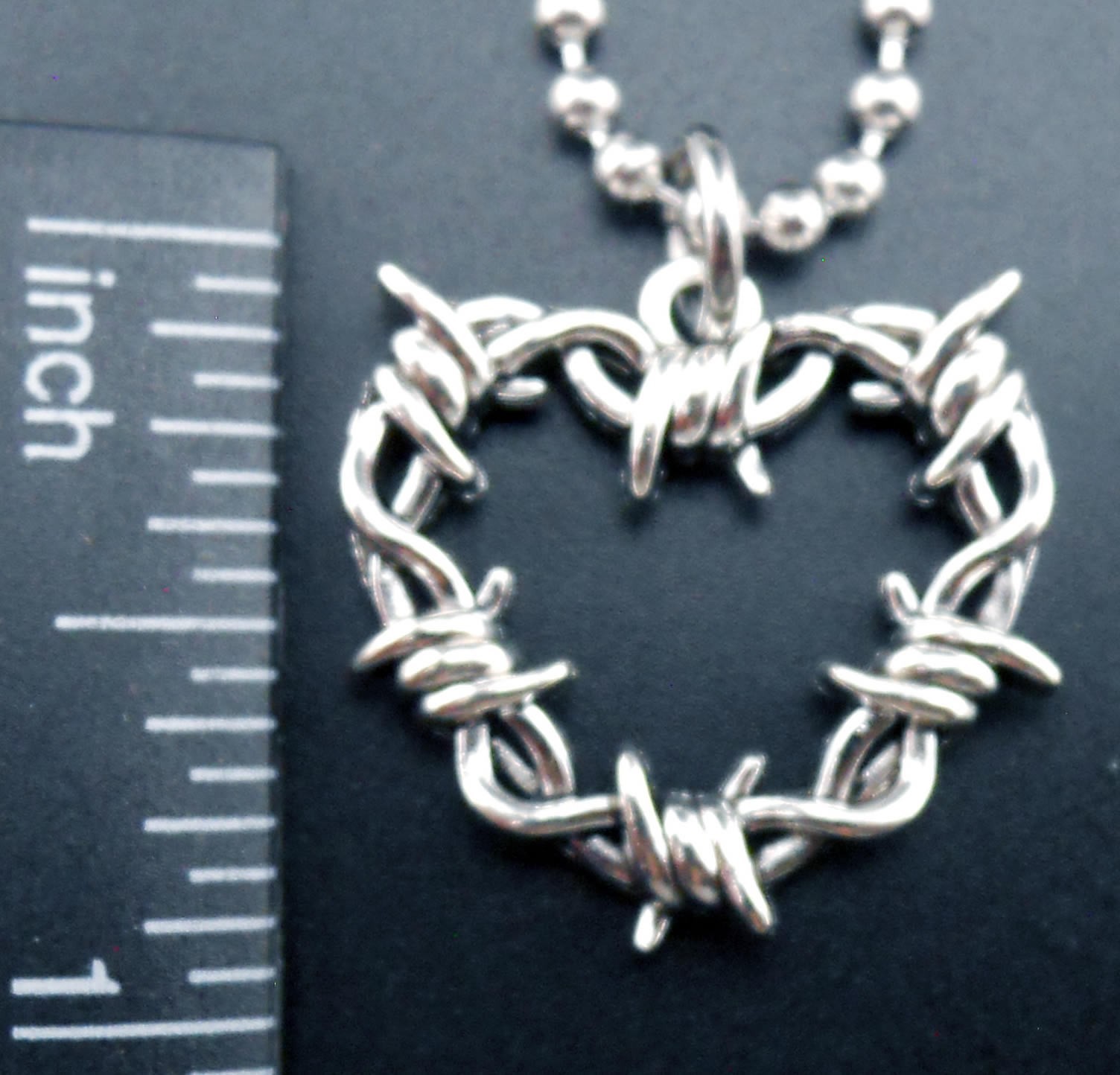Barbed Wire Heart Necklace Stainless Chain New Barb Wire Pendant