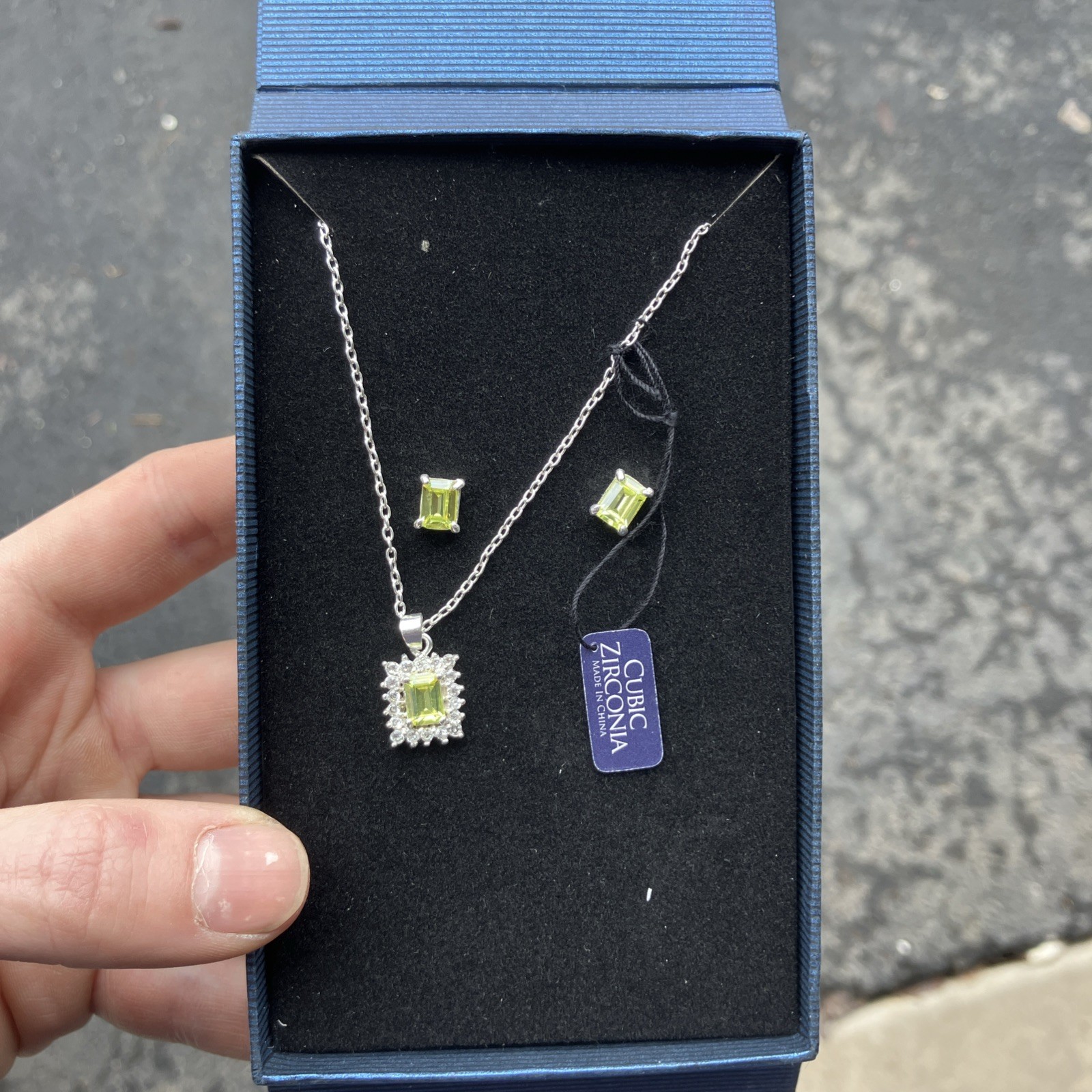 Sterling Silver Square Shape Lime Green CZ Pendant Necklace/Earrings Jewelry D1