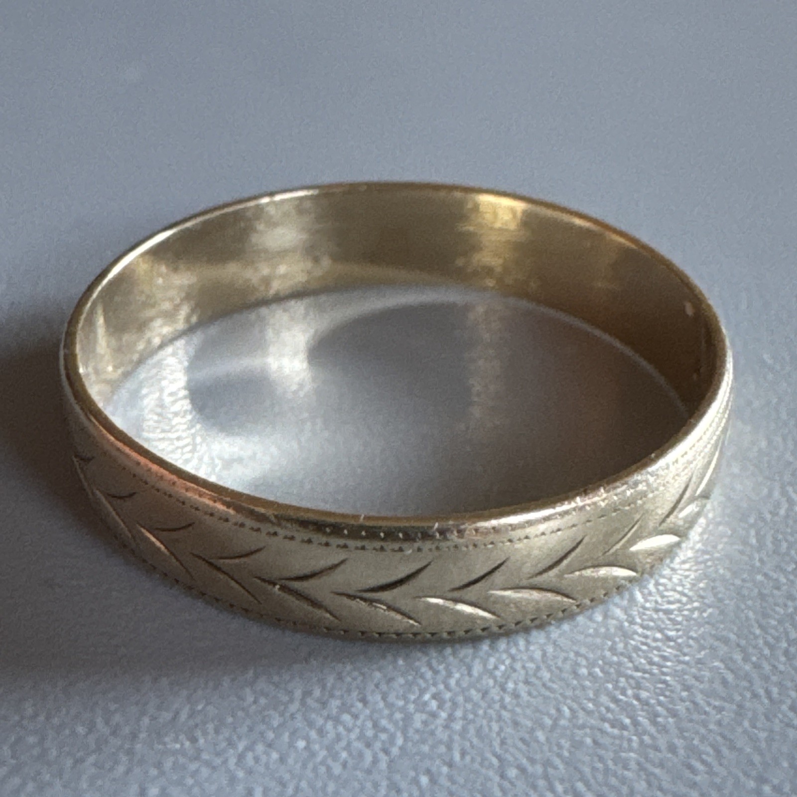 9ct Yellow Gold 375 Wheat Motif Wedding Band Ring Size L1/2 UK Hallmarked 3.6mm