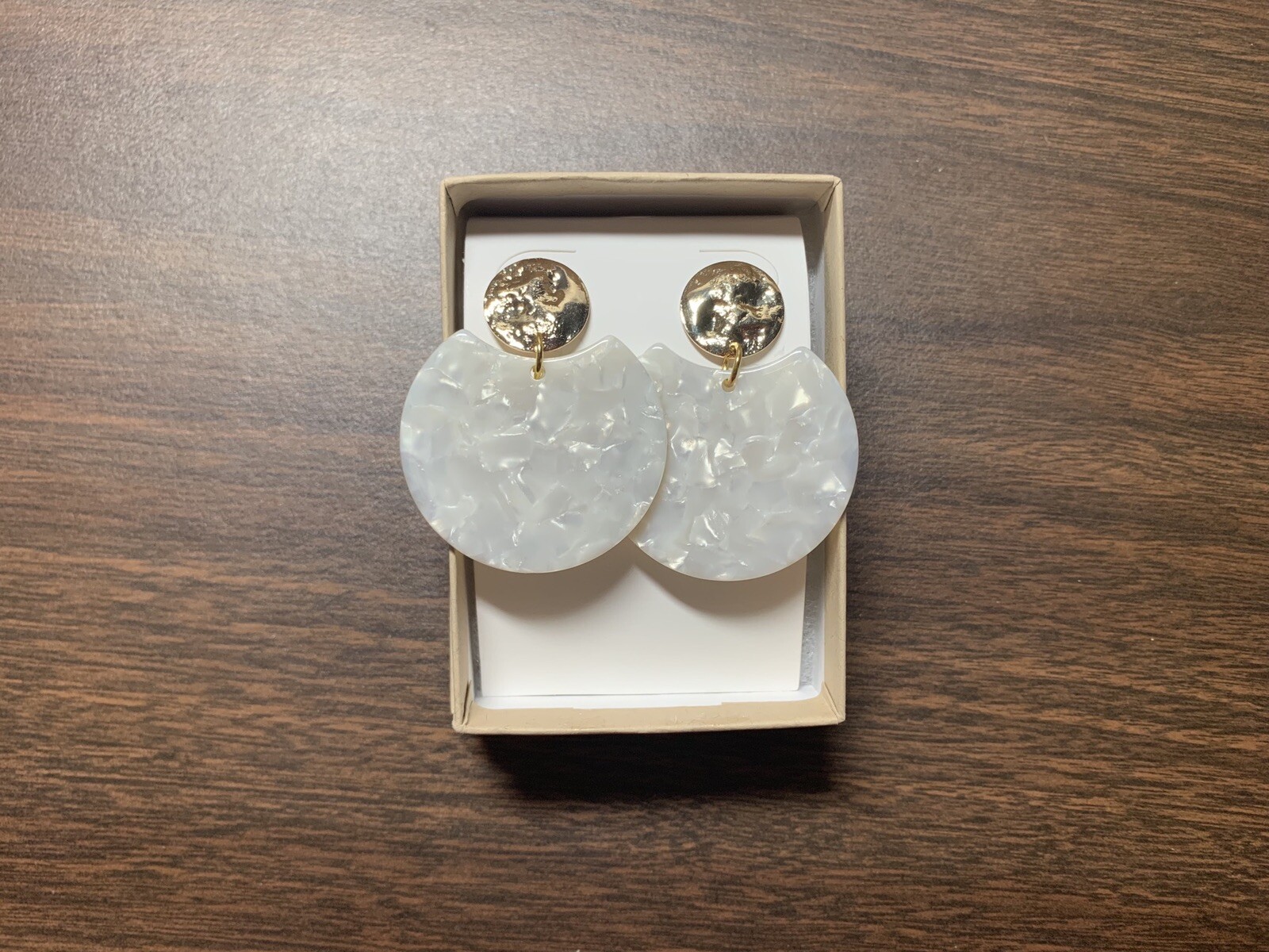 Handmade Multi Choose Shell Resin Earrings With Gold Plated Post