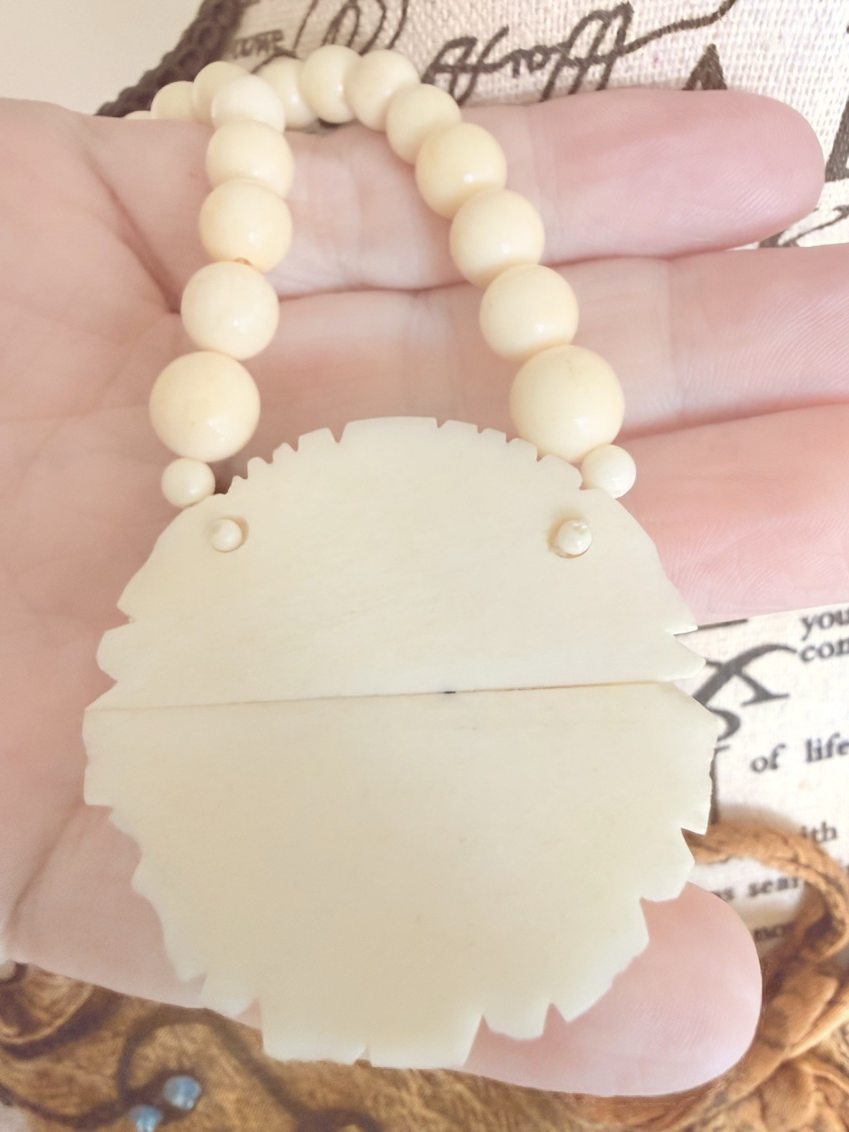 Antique Victorian Hand-Carved Rose Statement Necklace – Creamy Natural Organic