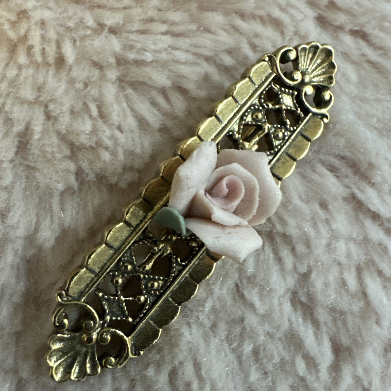 Vintage Gold Metal Pin Brooch Pink Porcelain Rose Paris Flea Market