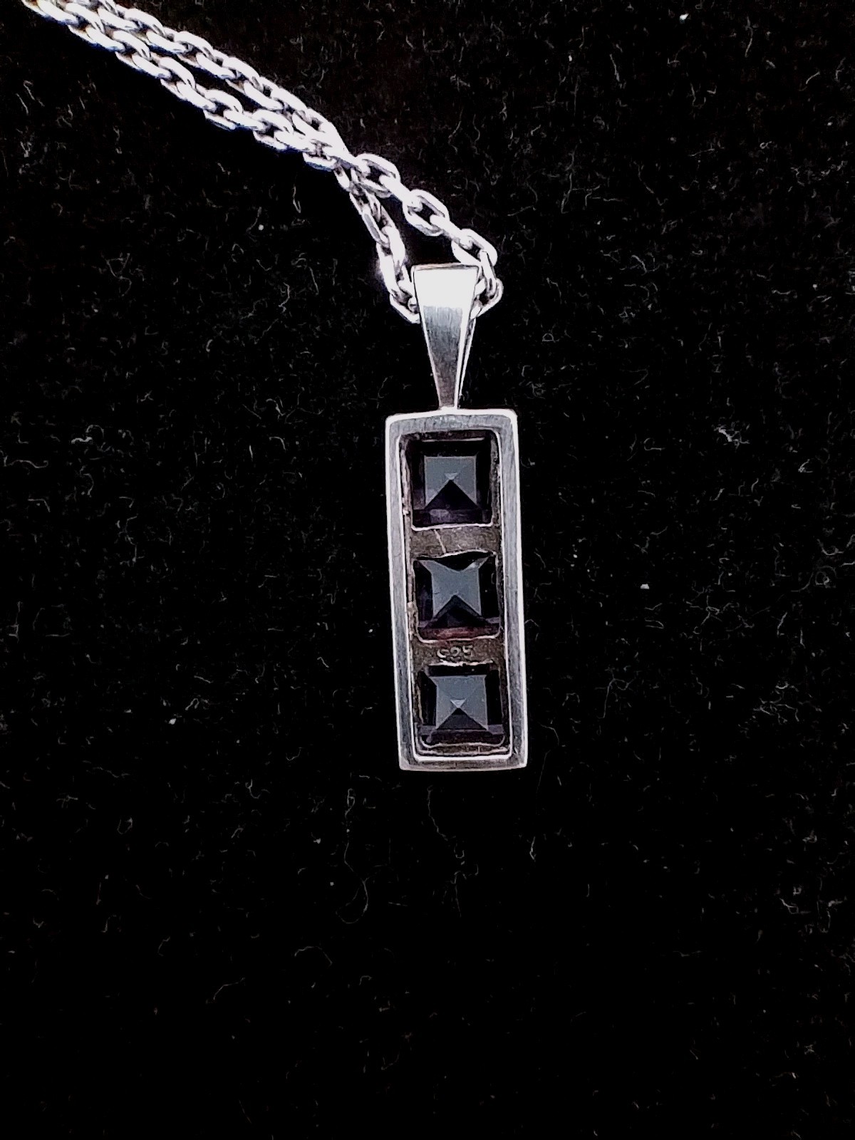 925 Sterling Silver Amethyst Style Pendant On Oval Link Chain Necklace 46cm 4.6g