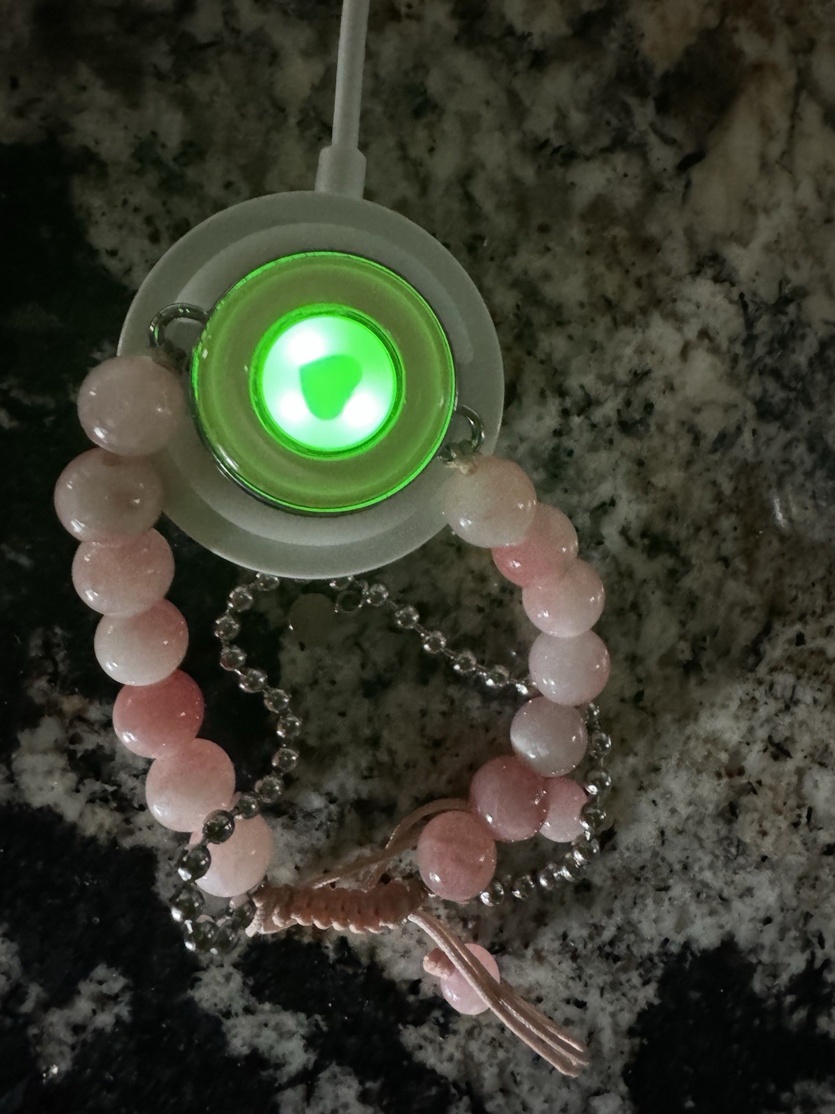 TOTWOO Long Distance Beaded Bracelet Pink Adjustable Vibration Light W/Charger