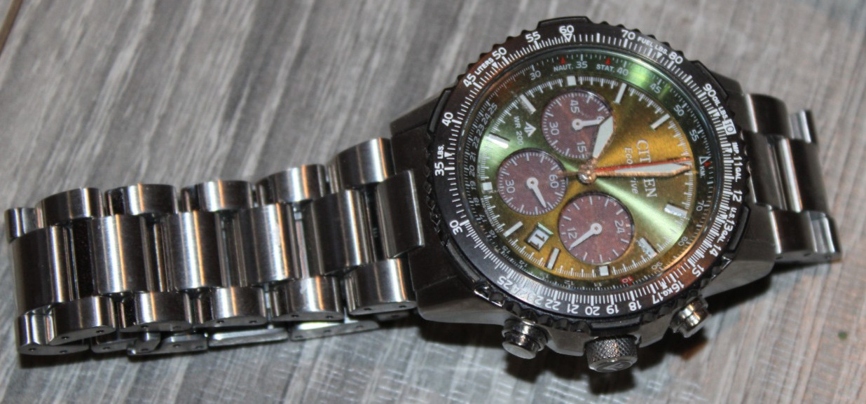 CITIZEN Promaster Chronograph Green Dial Eco-Drive 200M CA4664-60W with Case