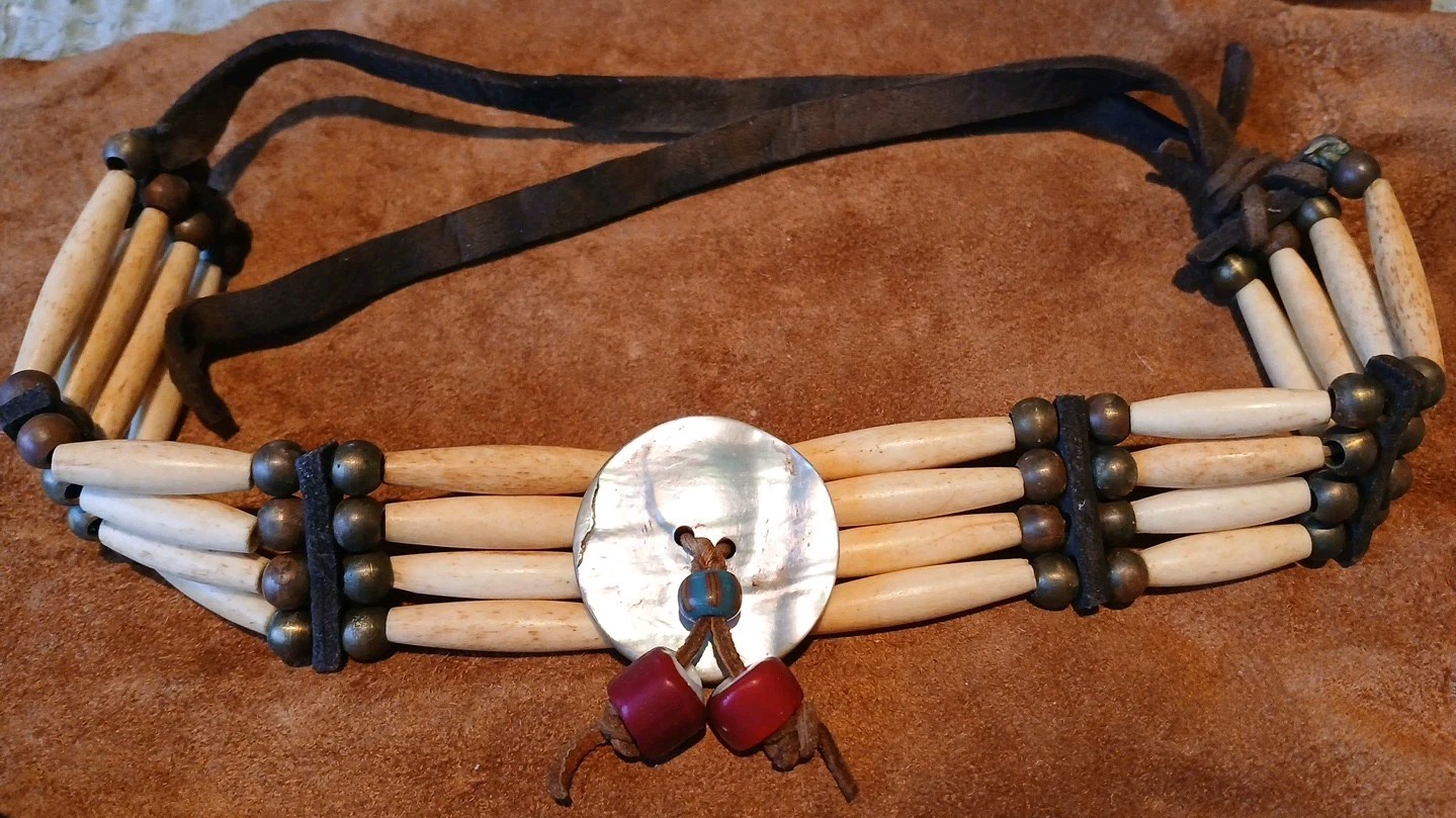 VINTAGE NATIVE AMERICAN CHOKER with BONE ABALONE BRASS & GLASS BEADS LEATHER. #2