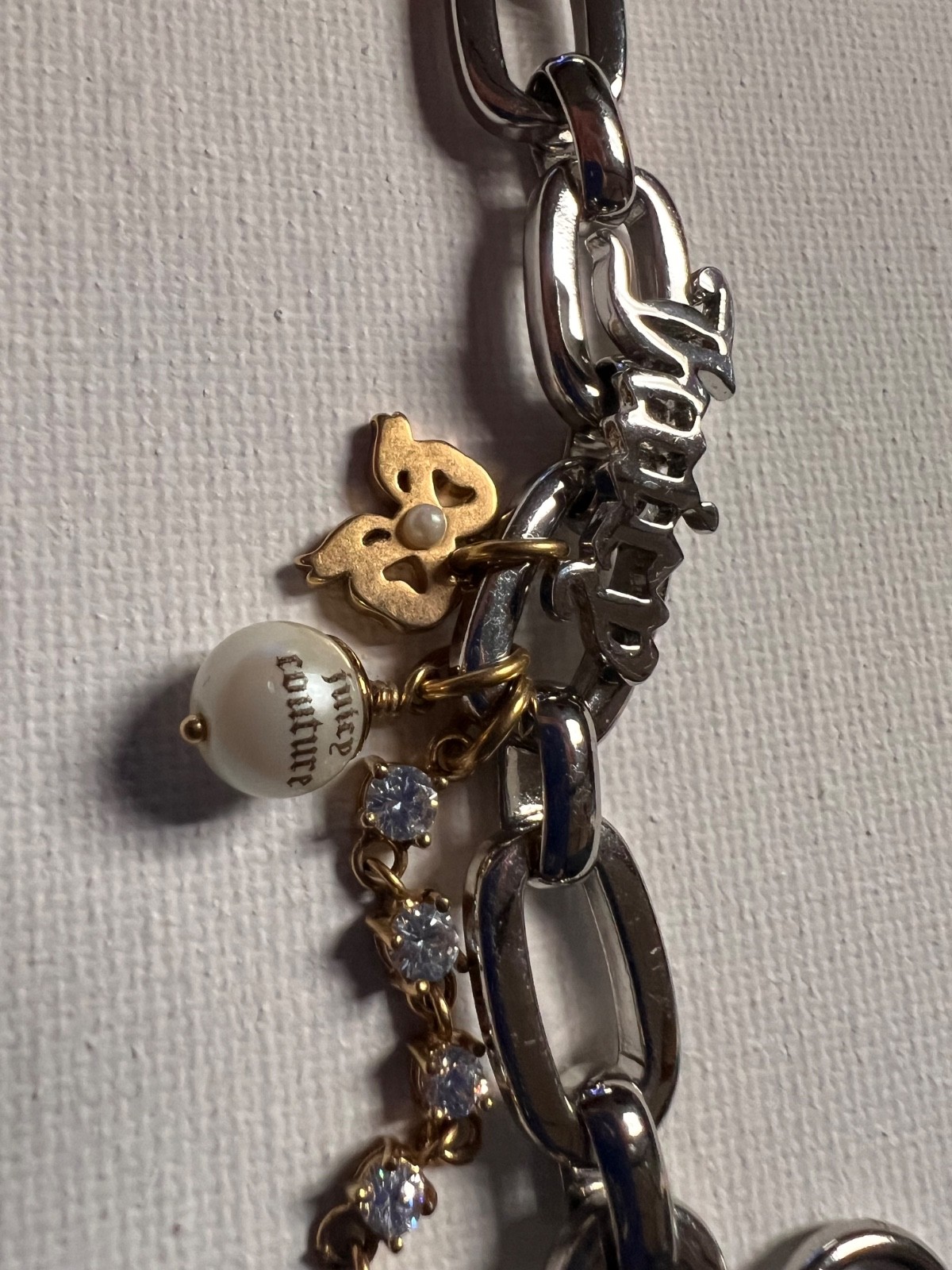 Y2K Juicy Couture LET THEM EAT COUTURE Heart Pearl Charm Bracelet Silver Tone