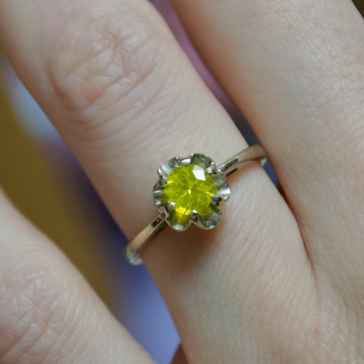 Size 6.25 14k UV Reactive YAG Yttrium Aluminum Garnet White Gold Ring