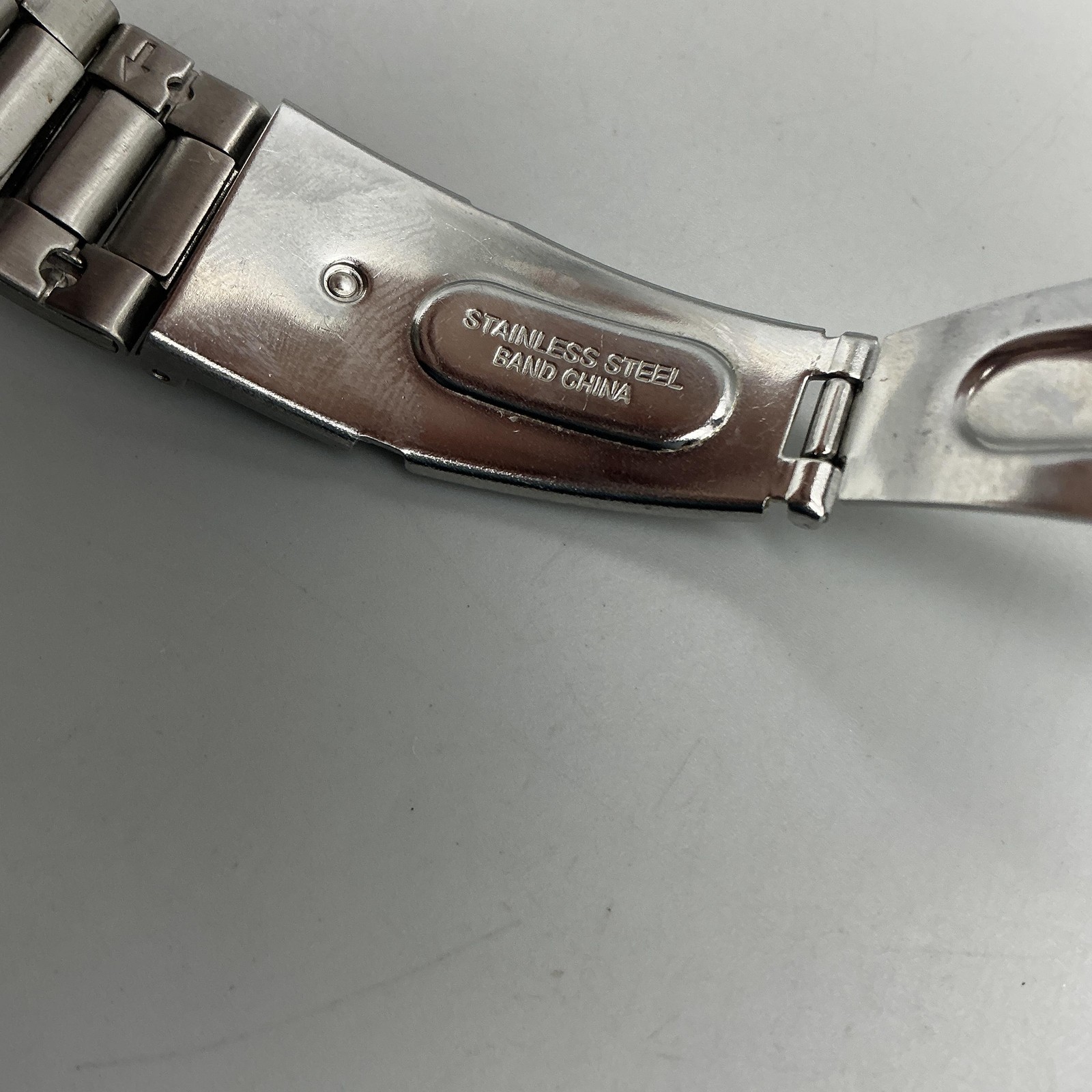 Pulsar PC32-X053 Mens Watch 40mm Two Tone Stainless Date 50M New Battery 7.5″