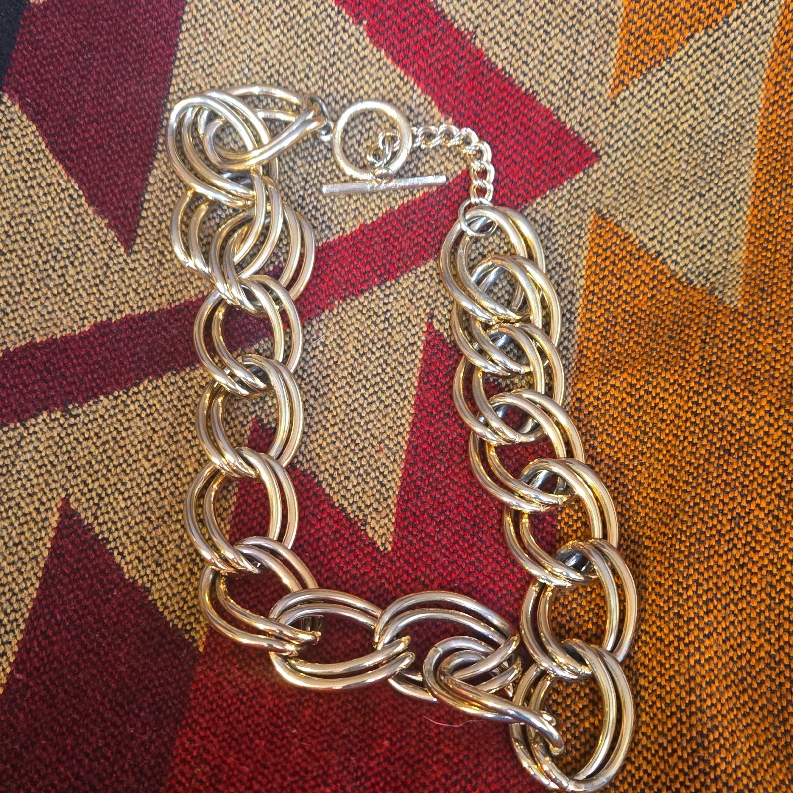 Gold Tone Double Strand Oval Link Chain Toggle Bracelet Adjustable No Stone