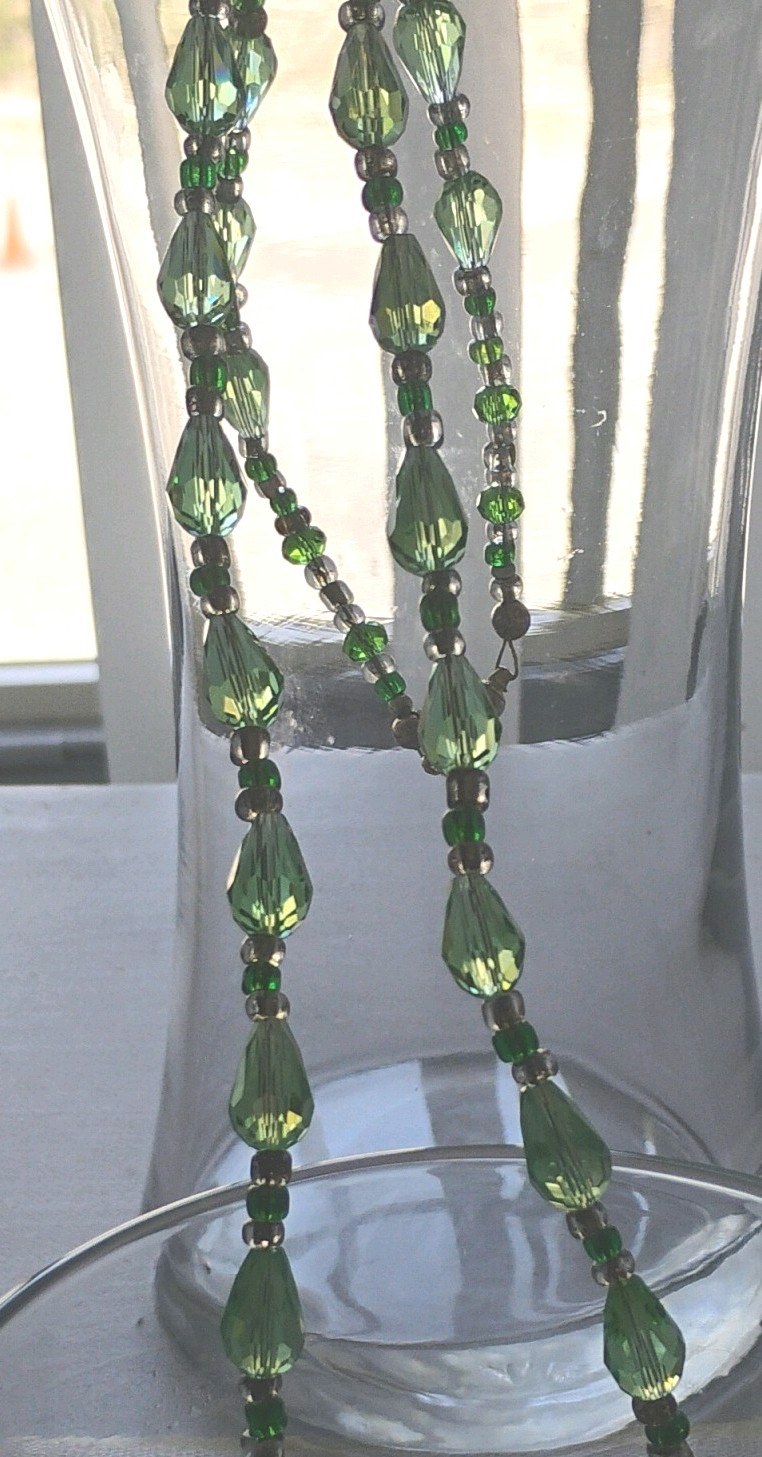 All Elegant Crystals necklace earrings Green briolette Glass Silver metal