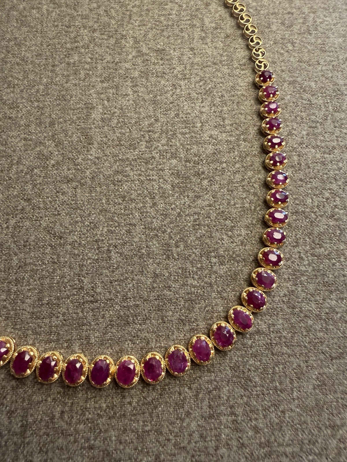 Certified Natural Burma Mogok Unheated Ruby 18 K Solid Yellow Gold Necklace
