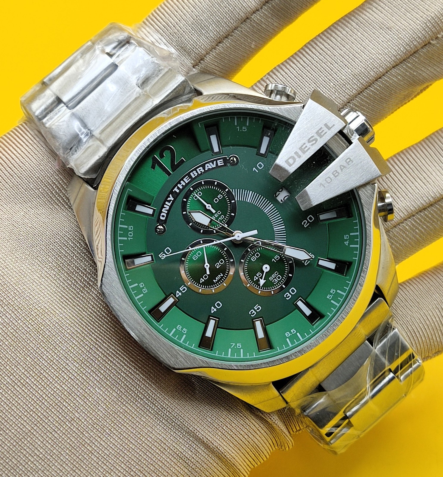 Premium Diesel Only The Brave 10 Bar Green Dial Refurbished Men’s Wrist Watch