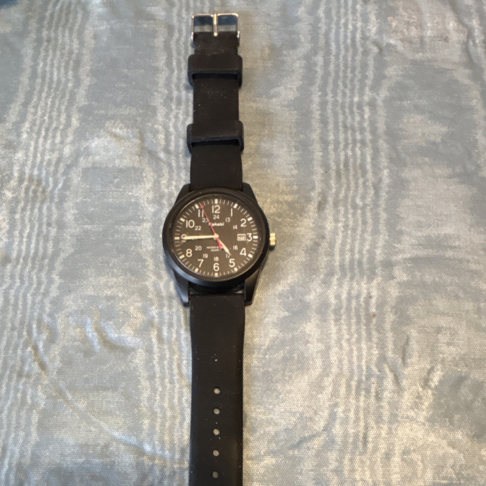 Kakabi Men’s Black Quartz Analog Wristwatch Water Resistant Date Indicator