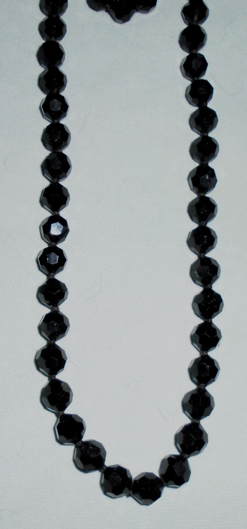 Jet Black Glass Knotted Beaded 36″ Necklace 3/8″ Faceted Beads VTG FREE SHIP