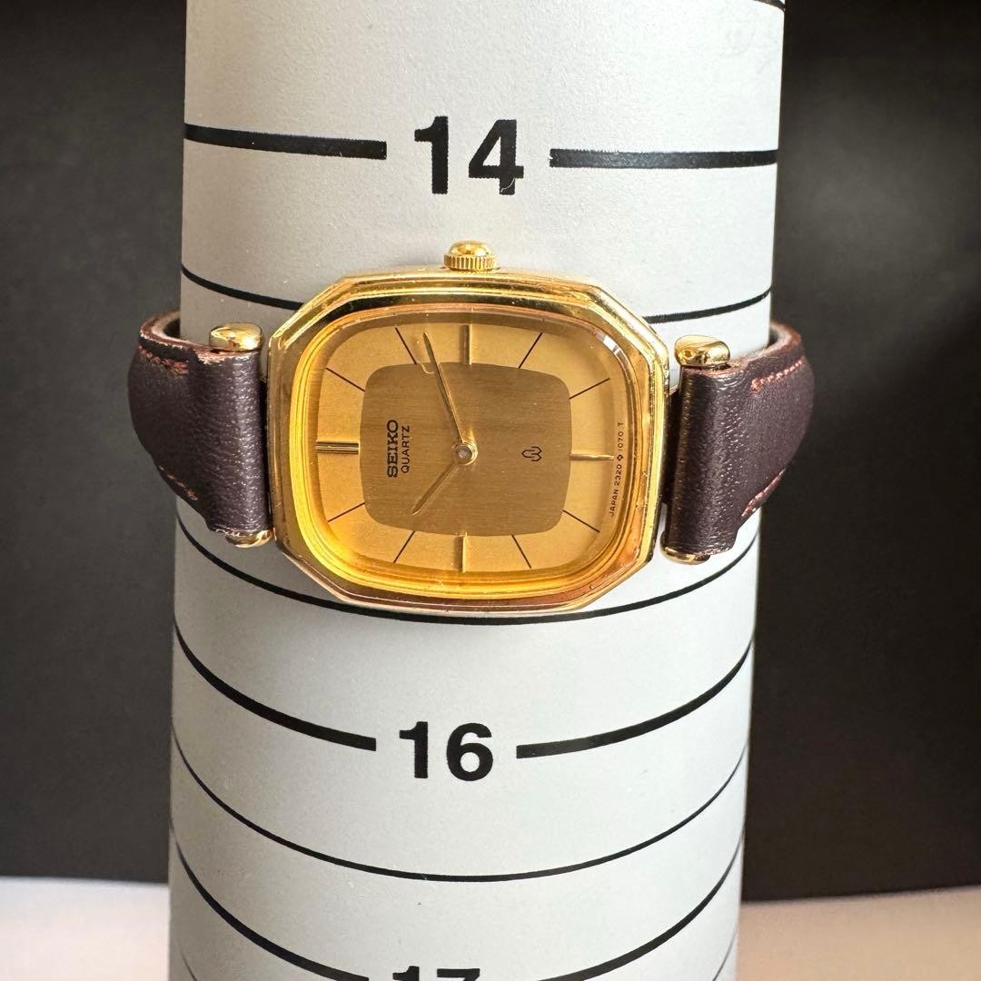 [New Battery] SEIKO Vintage Ladies’ Watch with Gold Dial