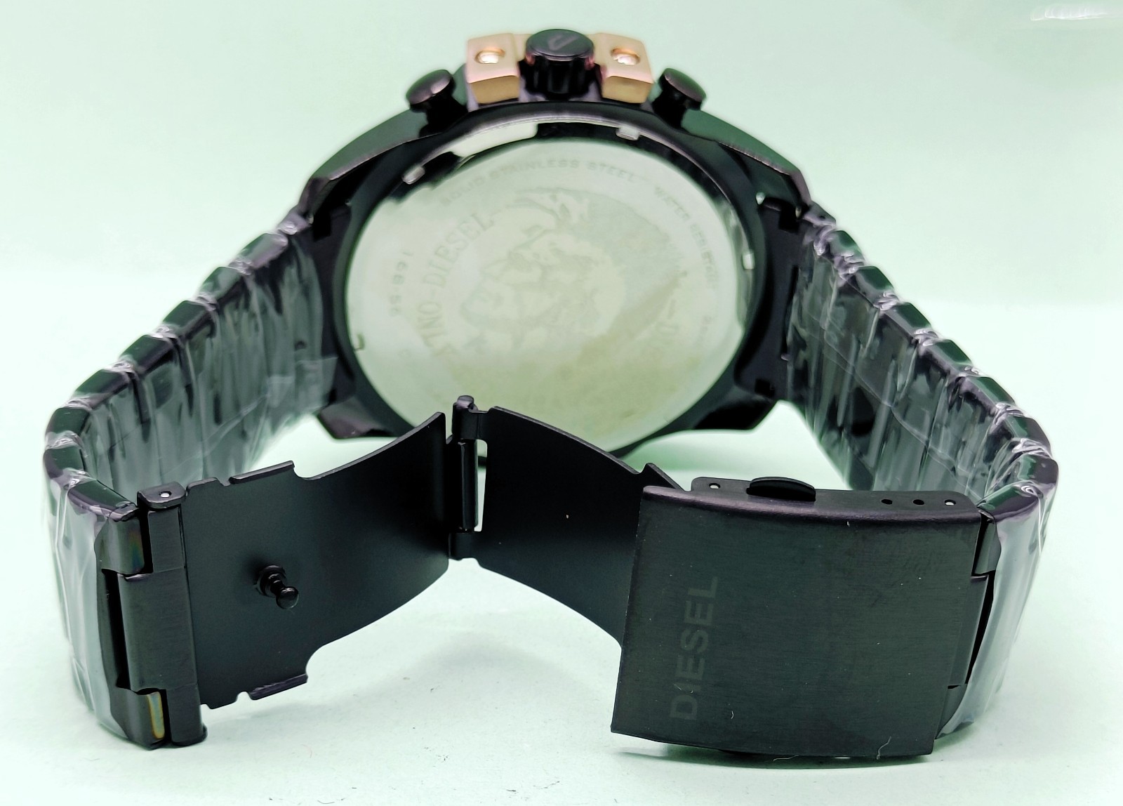 Awesome Diesel 10 Bar “ONLY THE BRAVE” Chronograph Quartz Men’s Wrist Watch