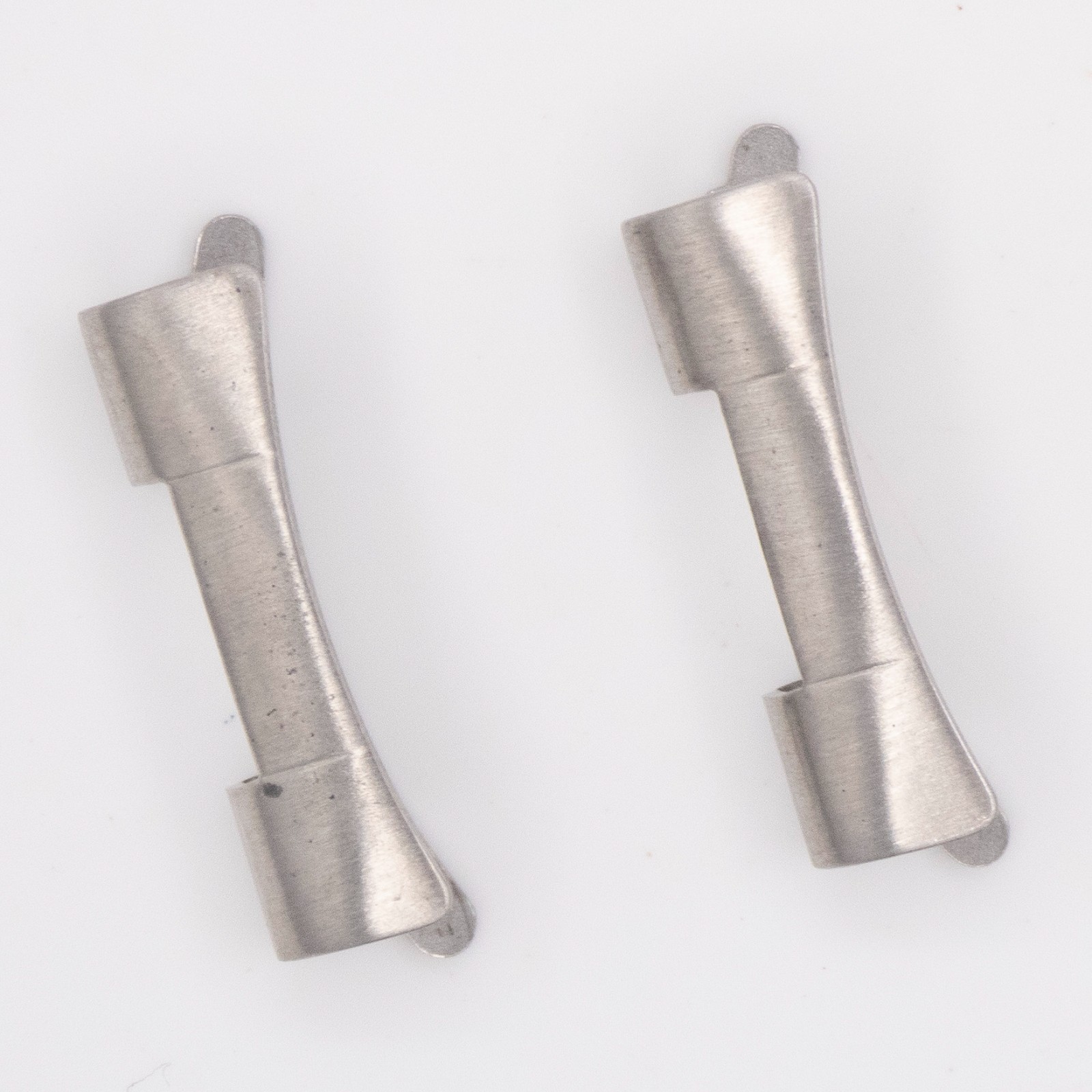 2 Genuine TAG Heuer 301/3 18.1 mm Stainless Steel Wristwatch Bracelet End Links