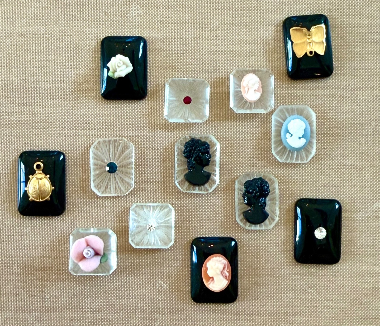 20 Vintage Art Deco 16.3 x 12.2mm Domed Flat Back Frosted Glass Sunburst Stones