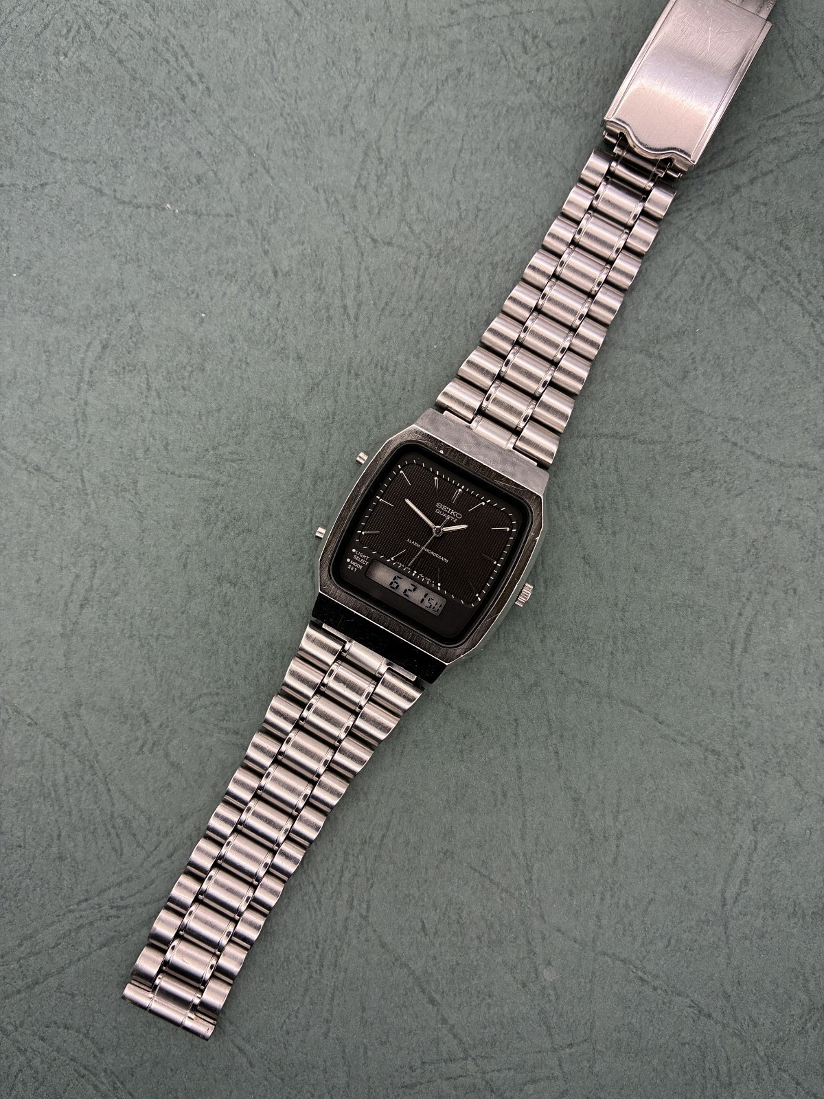 Vintage Seiko Duo Display Quartz Watch / H601-524A / JDM / Ana-Digi / Dec 1987