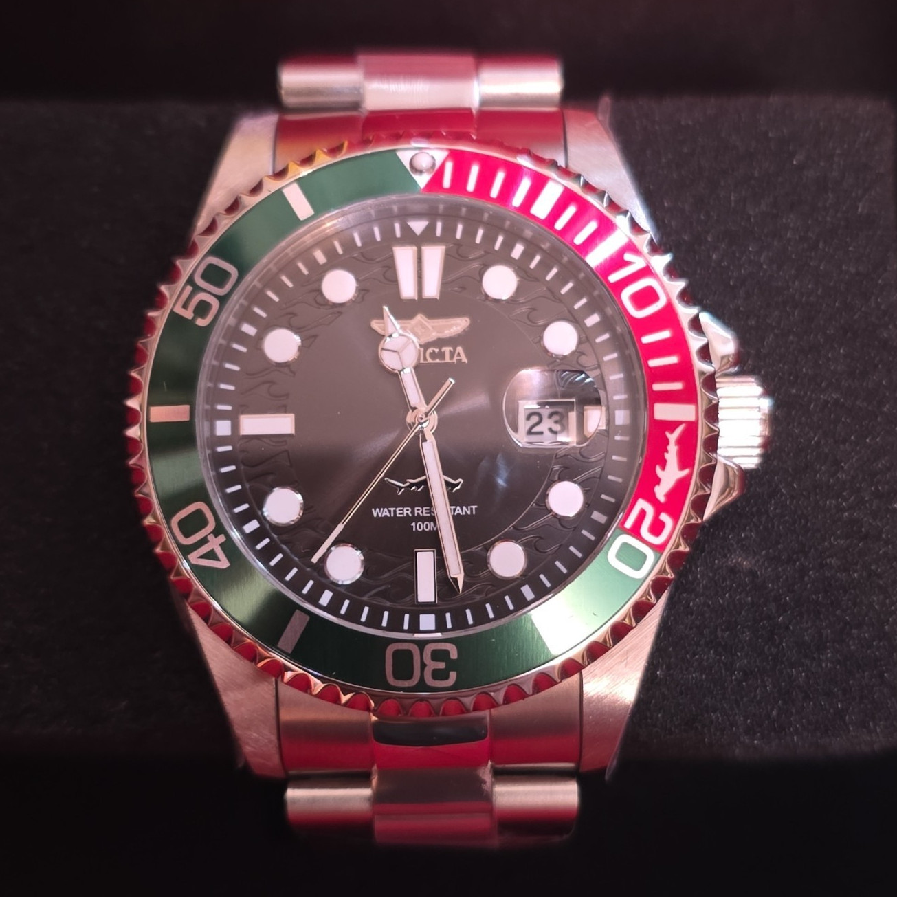 Invicta Pro Diver Men’s Quartz Diver Watch Stainless Steel Black Dial Date 44706