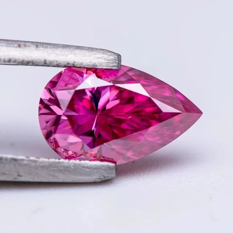 4.70 CT Natural Pink Diamond Pear Cut 10×14 MM VVS1 D Grade IDGL Certified E10