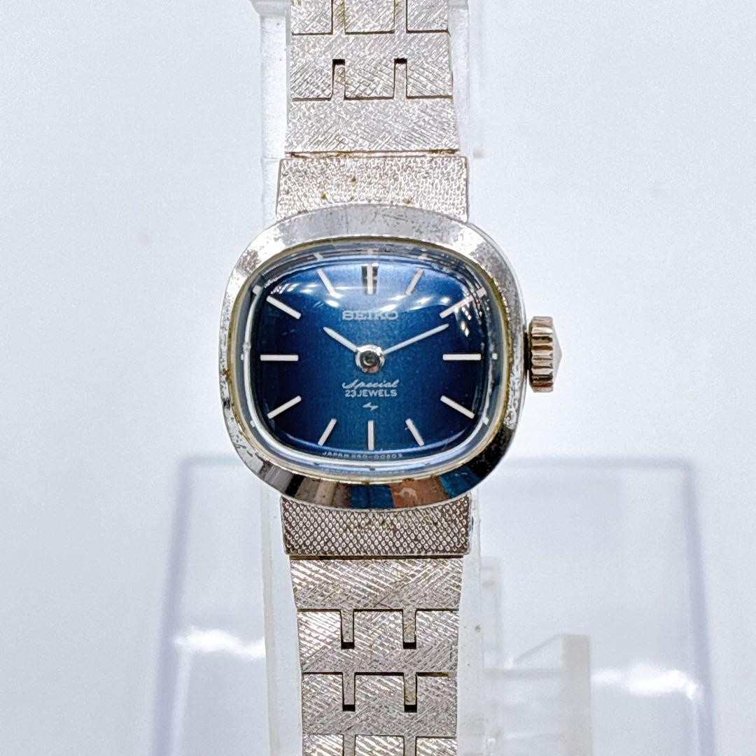 Rare SEIKO Special 23 Jewels Blue Dial Hand Wound Ladies’ Watch
