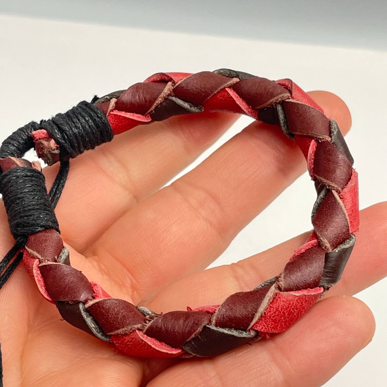 Vintage 90s Braided Leather Bracelet Boho Minimalist Adjustable Fashion Jewelry